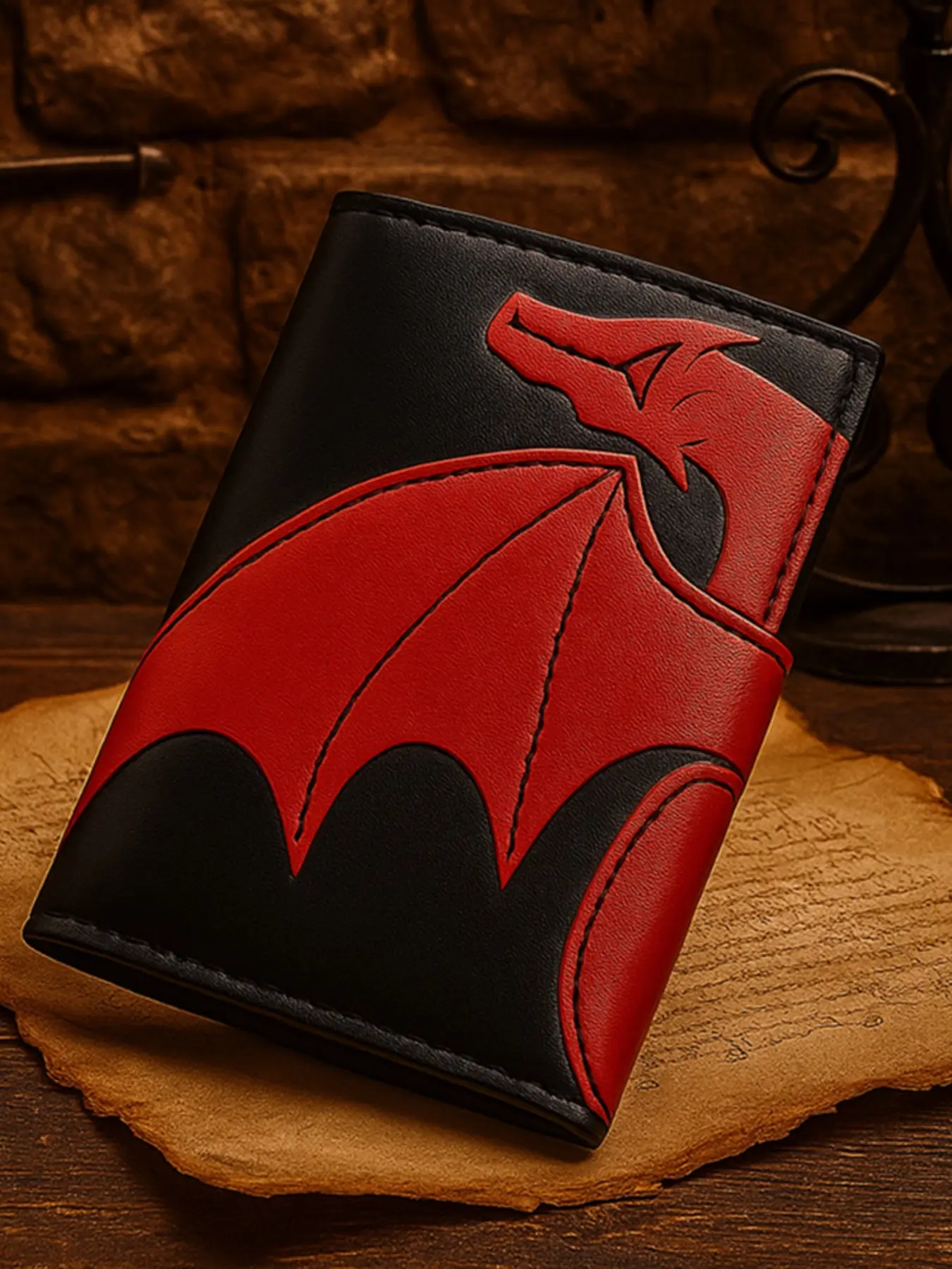 Dragon Card Holder, Unique Design for Credit Cards, Durable Material, Perfect Gift Idea, Ideal for Daily Use, Enhance Your Wallet Organization