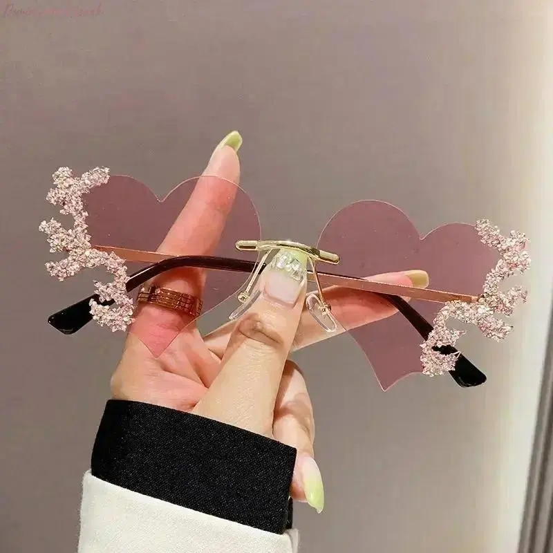 Women's Rimless Heart-Shaped Rhinestone Sunglasses - Funky Romantic Sparkling Glamorous Hearts Design, UV Protection, Lightweight Punk Style for Party, Street Wear, Casual