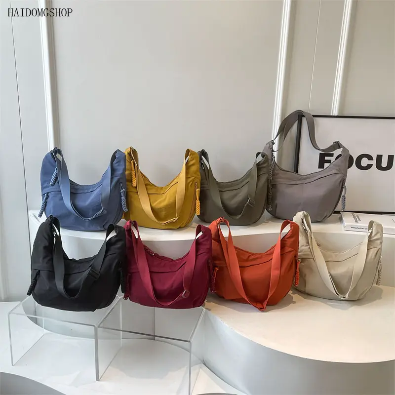 Retro Slouchy Crescent Dumpling Crossbody Bag for Women Men, Polyester Hobo Shoulder Purse, Lightweight Waterproof Multi‑Pocket Tote, Casual Everyday Handbag for Commuting, Travel & Daily Outings