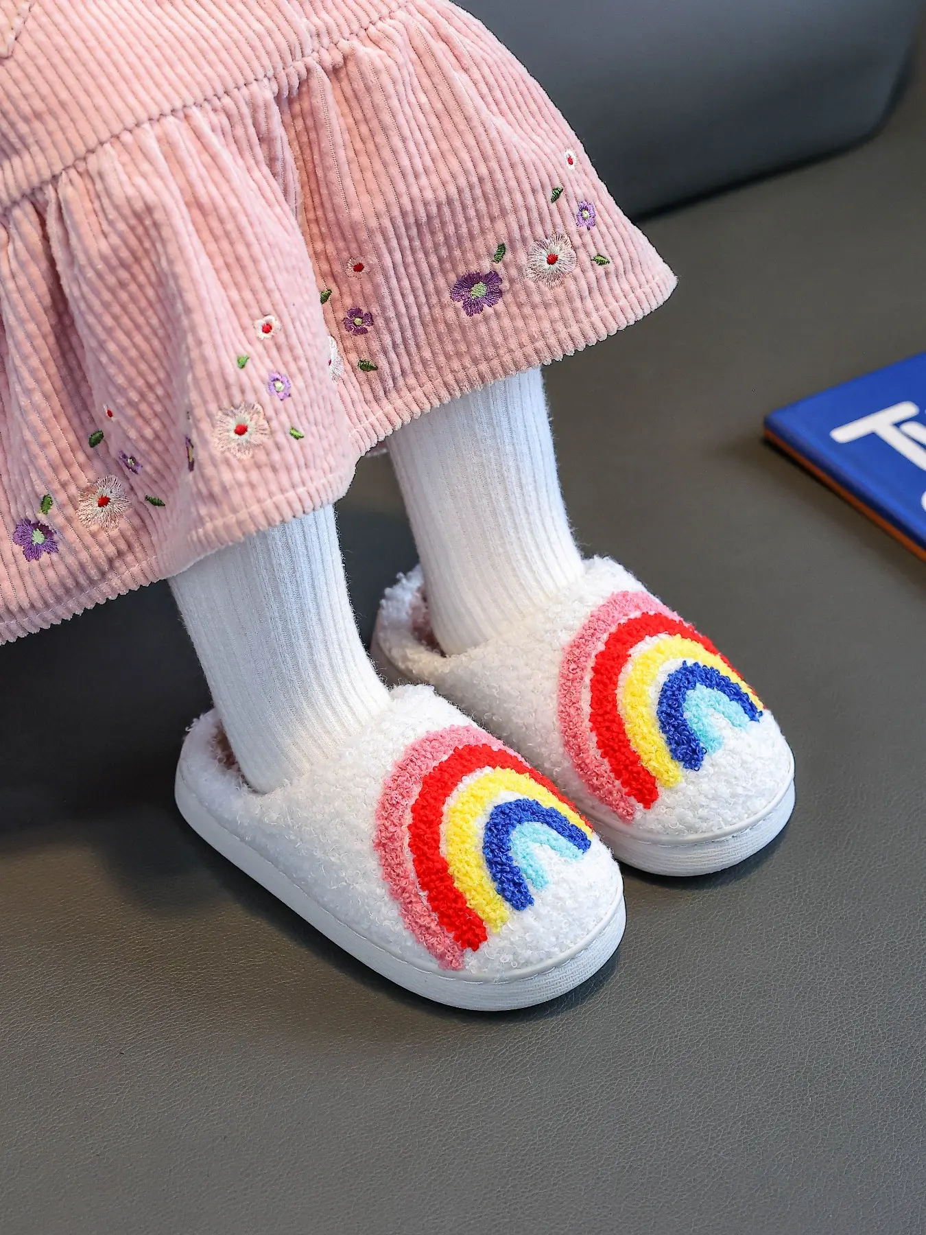 Soft Plush Winter Slippers for Kids, Warm Indoor Shoes for Boys & Girls, Cozy Home Footwear, Cute Soft Slippers, Perfect for Cold Weather, Fuzzy Warm Slippers