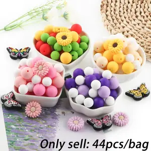 Silicone Beads Kit, 44pcs/set Butterfly Flower Design Beads, DIY Jewelry Making Supplies for Bracelet Necklace Earrings Pendant, Bead Assortment, DIY Beading Accessories, Beaded Set, Bead Kits