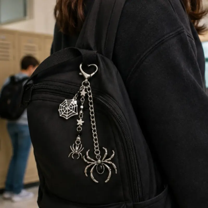 1pc Goth Spider Bag Charm, Spider Web Heart Clasp Keychain, Y2K Emo Punk Backpack & Pants Chain Accessory, Halloween Gothic Gift, back-to-school gift