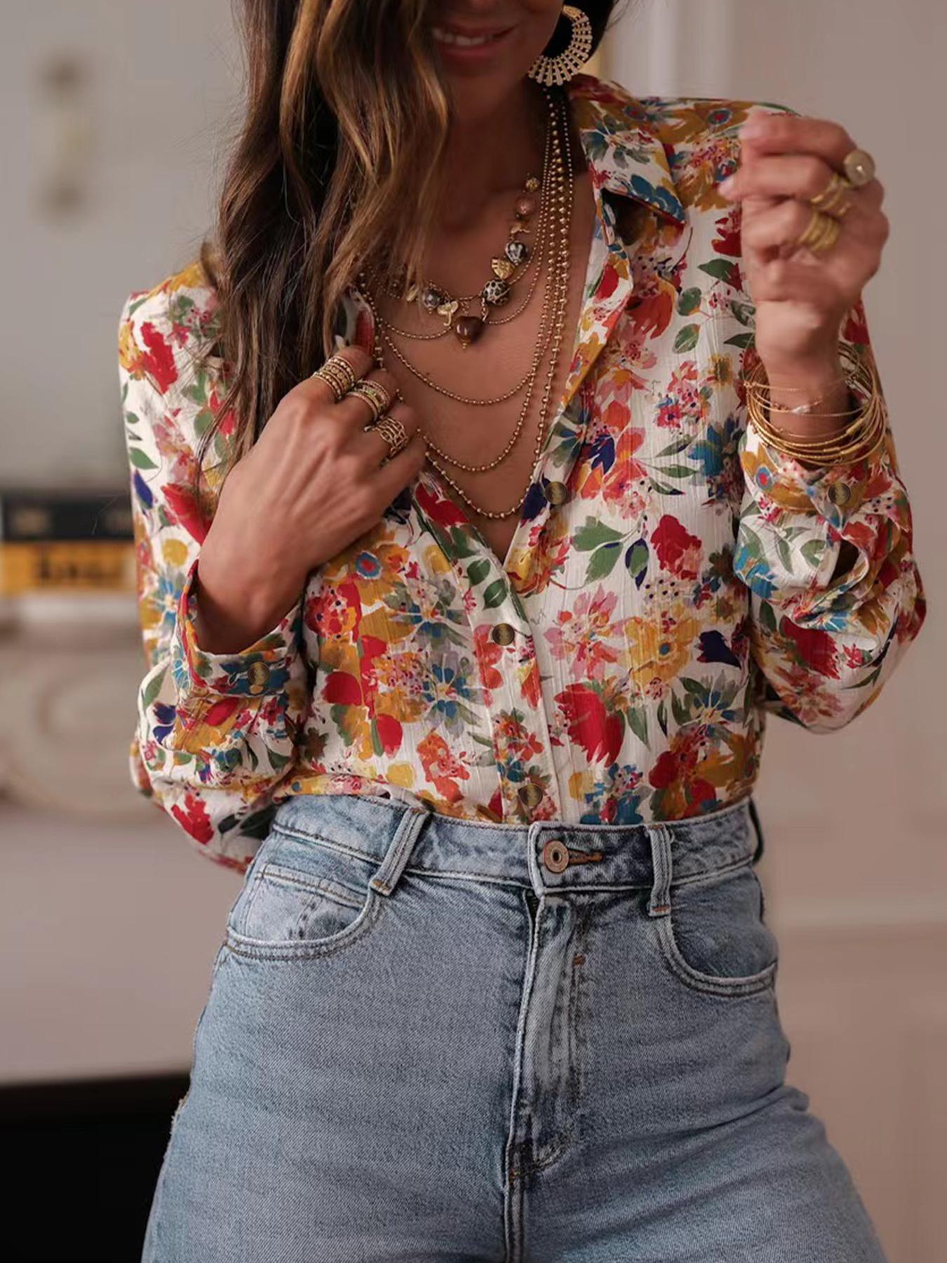 Women's All Over Print Fitted Blouse, Casual Classy Fashion Long Sleeve Button Closure Top for Daily Wear, Ladies Clothes for All Seasons, Shirts