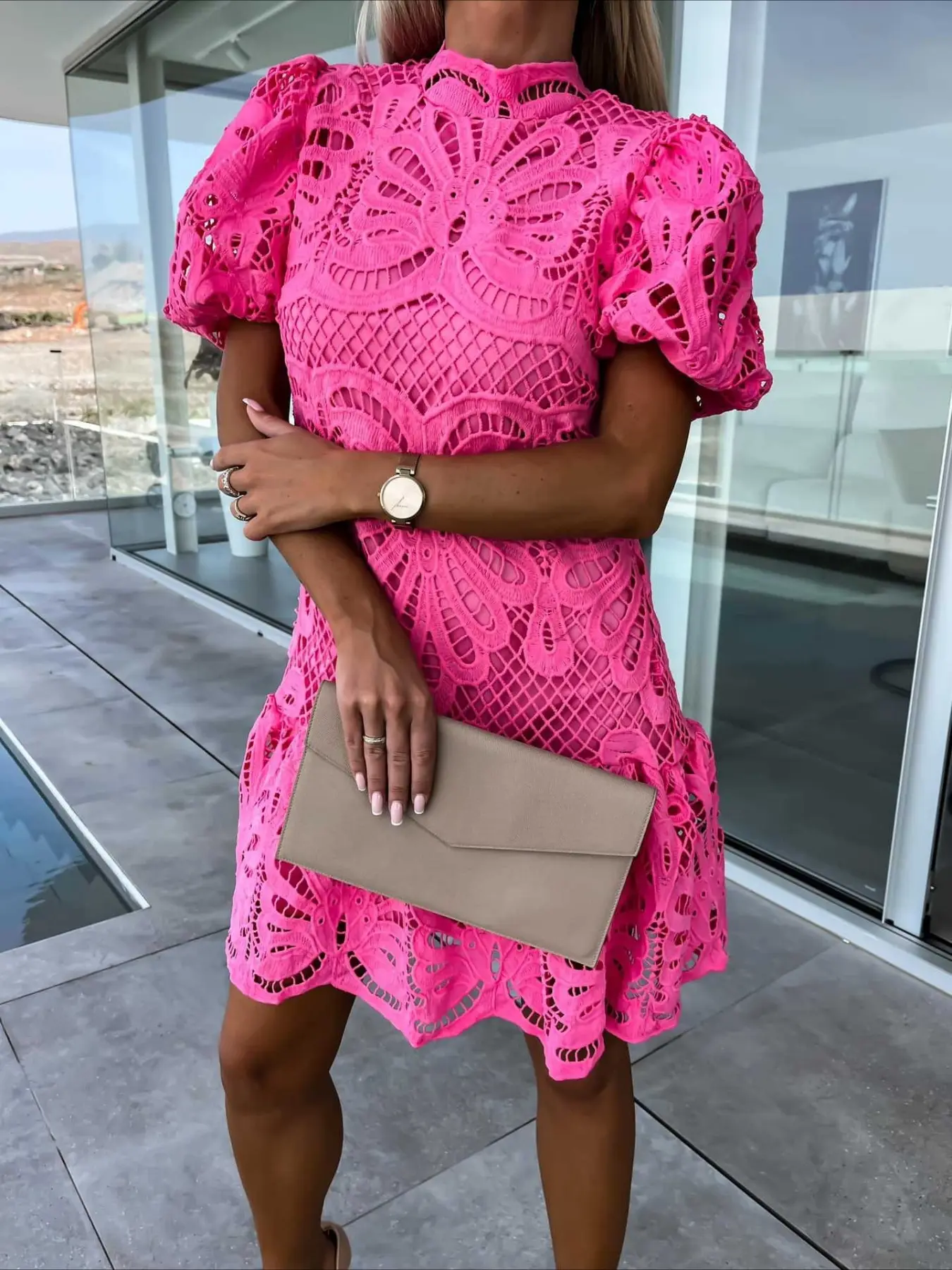 Elegant, romantic and sexy Short dress with hollow-out water-soluble lace trim Design, suitable for commuting and featuring refined temperament