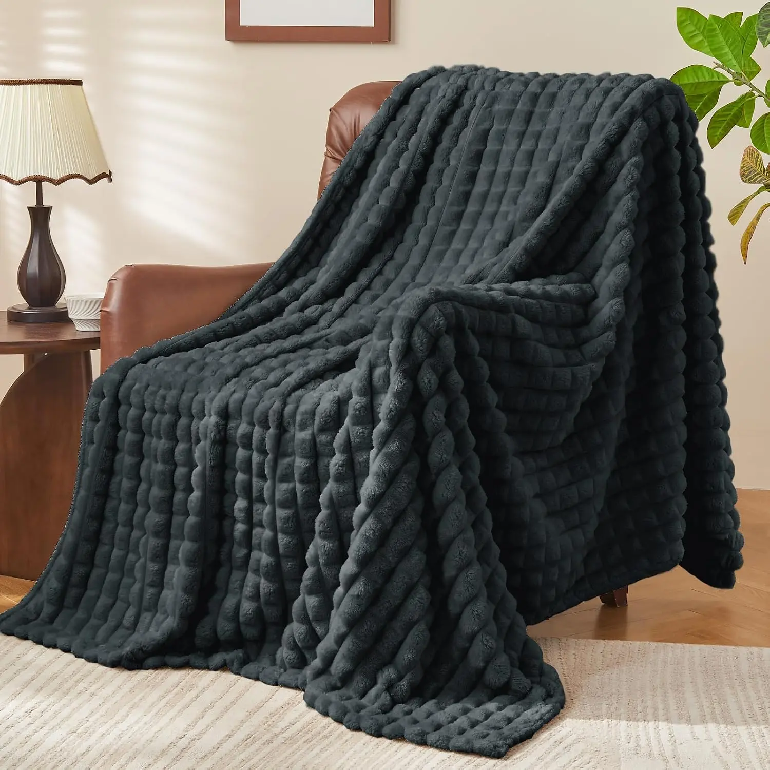Black Polyester Checkered Fleece Throw Blanket, 50x60 in - Plush Modern Soft Warm Lightweight Couch Blanket for Home Decor, All-Season Gift
