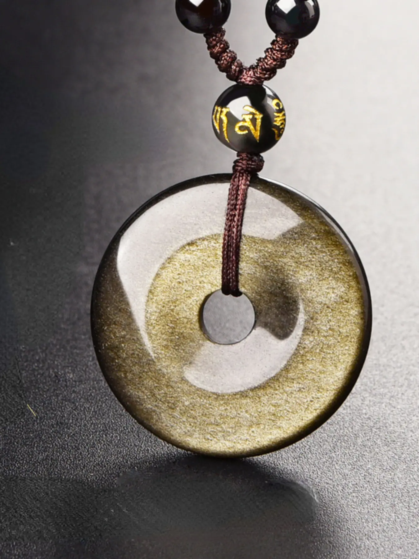 Natural Gold Obsidian Pendant Obsidian Peace Lock Necklace for Men and Women, Elegant Jewelry with Healing Properties, Stylish Gift Idea