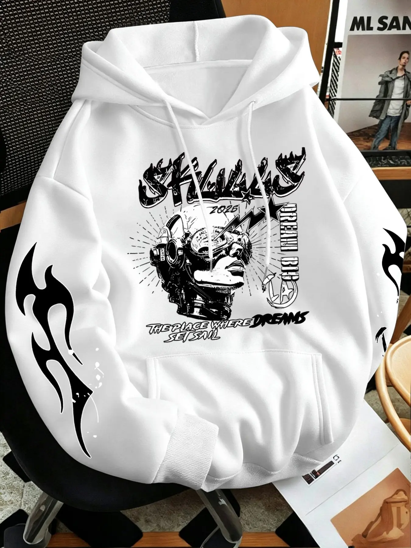 Men's Retro Cyberpunk Portrait Print Hooded Sweatshirt, Casual Loose-Fit Pullover, Graffiti Flame Sleeves, Fall & Winter Wear