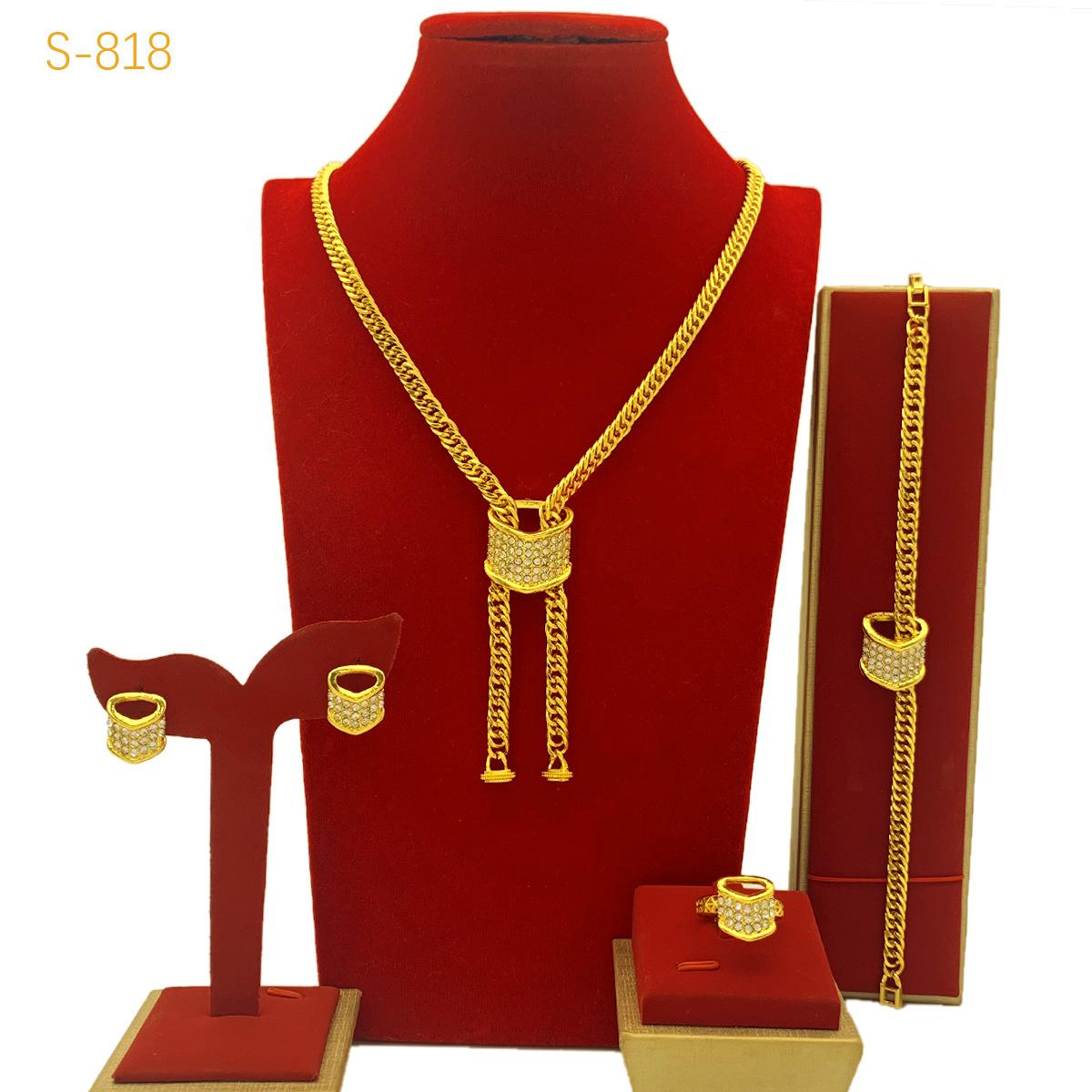 Bride's Gold Plated Jewelry Set Necklace Bracelet Earrings Ring Chic and Unique Stylish Ladies Elegant Gifts for Your Mom
