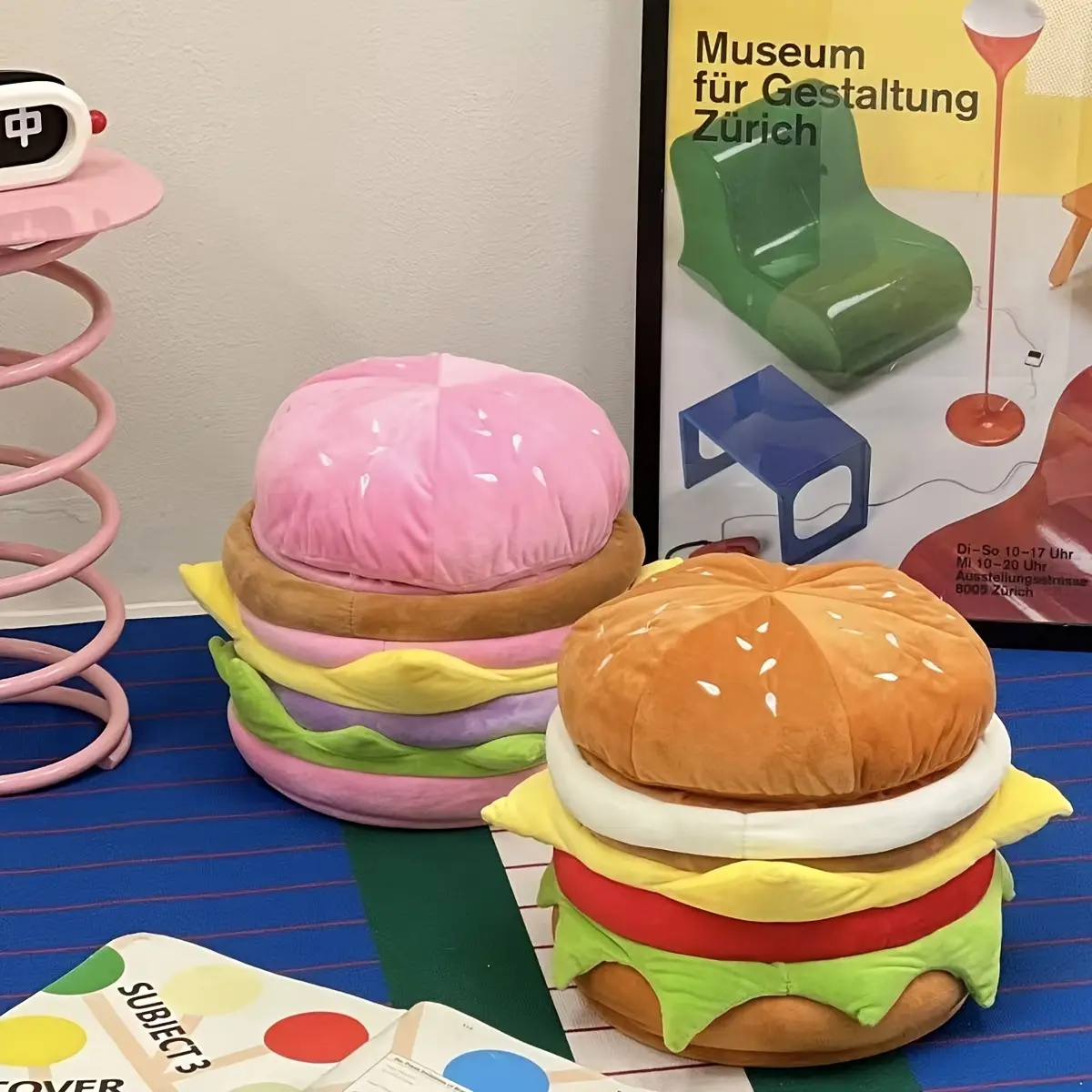 1 Hamburger-Shaped Storage Basket with Lid – Soft Fabric Oval Storage Bin for Dorm Storage, Home Decor, Rooms, Snacks, Toys, and Shoes – Multipurpose Decorative Organizer Furnishing