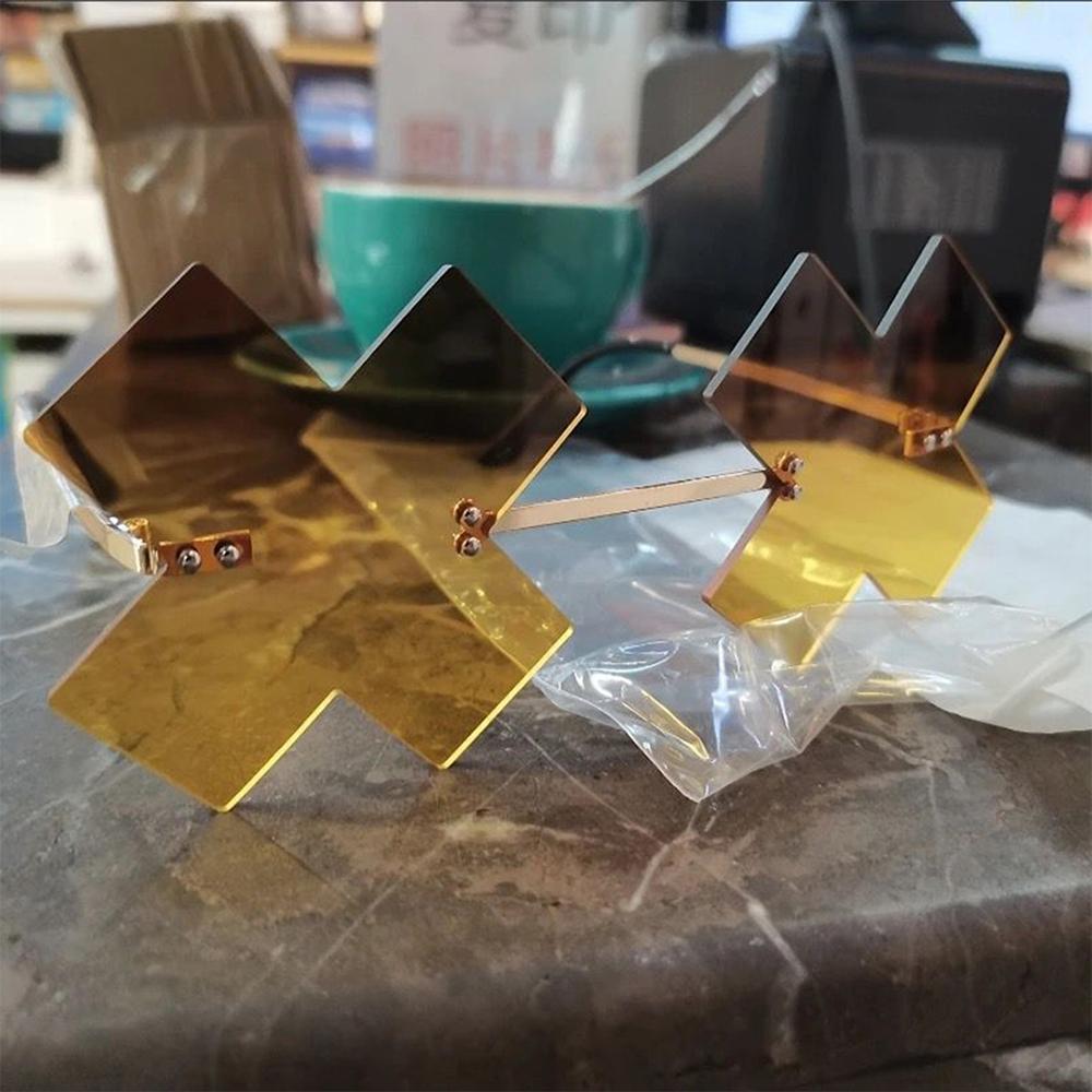 Game Guilty Gear Happy Chaos Cosplay Glasses Yellow Irregular Funny Eyewear Metal Plastic Glasses Halloween Costume Accessories