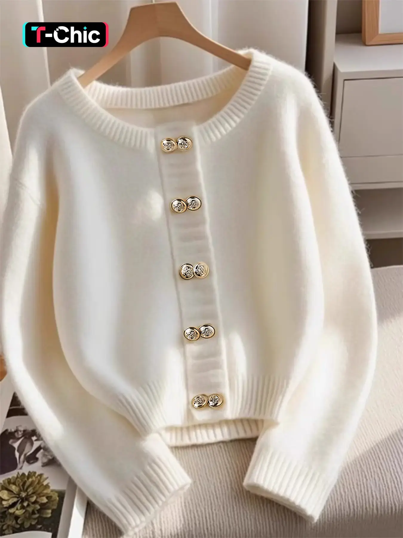 Women's Button Decor Crew Neck Fitted Sweater, Casual Long Sleeve Jumper for Fall & Winter, Fashion Ladies' Knitwear for Daily Wear, Tops, Knitting, Basic, Womenswear, Fashion Knit Clothing, Crewneck Sweaters