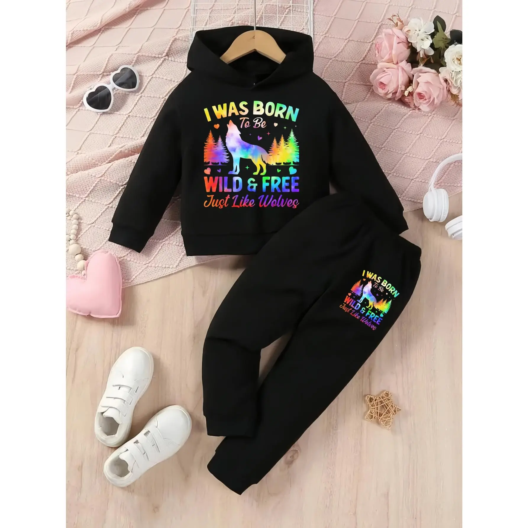 Girls' Wild & Free Wolves Graphic Hoodie & Jogger Set - Black Wolf Pack Print Sweatsuit with "I Was Born Wild & Free" Slogan, Cozy Mid-Stretch Fabric, Hooded Long Sleeve Outfit for Outdoor Play & Casual Attire, Autumn/Winter Casual Activewear (Easy-