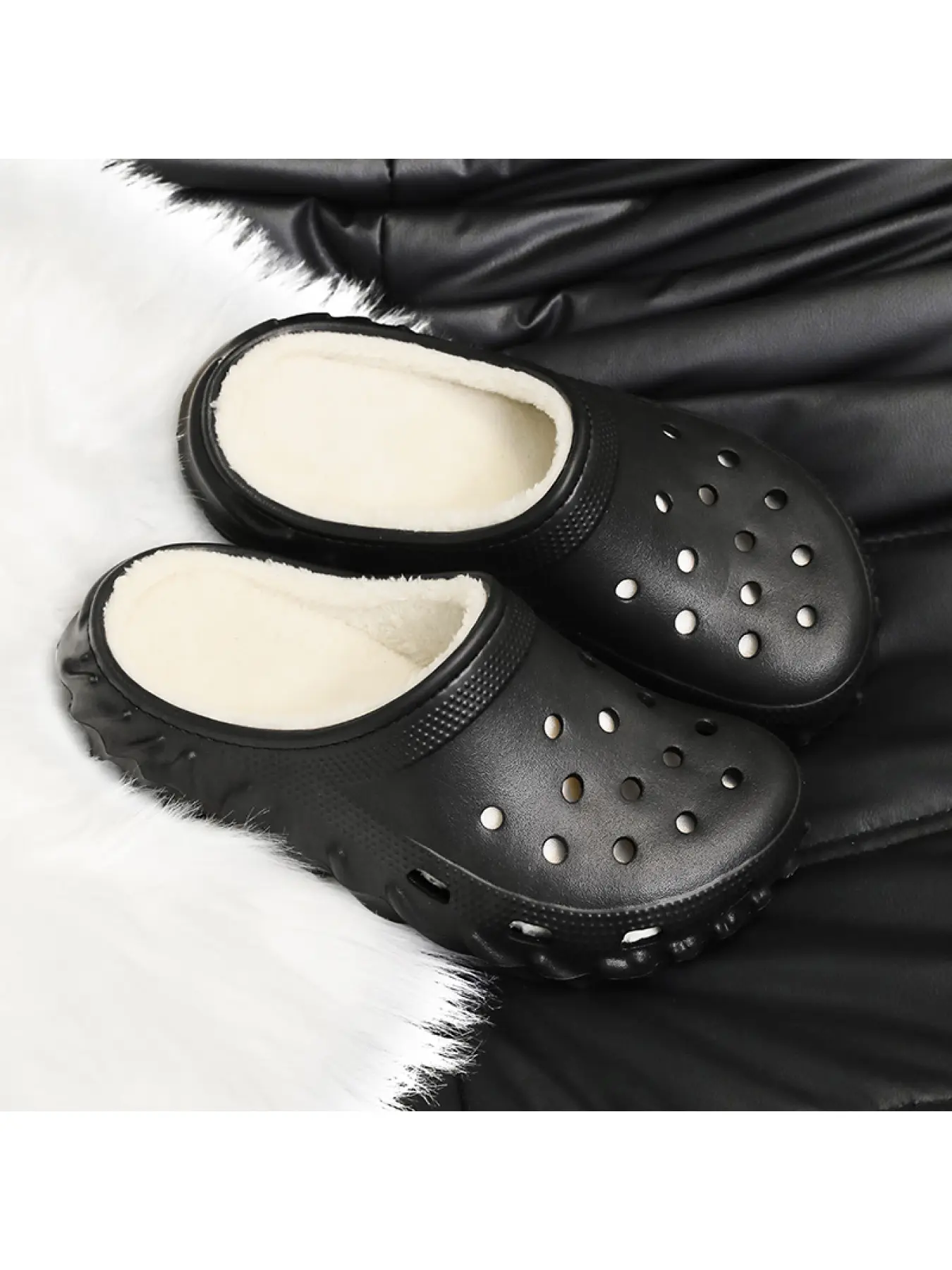 Fleece Lined Platform Clogs for Women, Thick Wavy Sole Non Slip EVA Winter Warm Slip On Mules, Comfort Indoor Outdoor Cozy Slippers for Daily Walking House Garden Warm Indoor Footwear