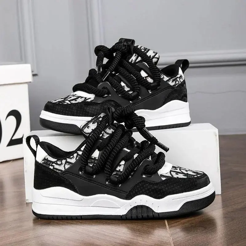 Men  Shoes Sneakers Breathable Running Shoes Luxury Race Trainers Athletics Skateboard Shoes Footwear