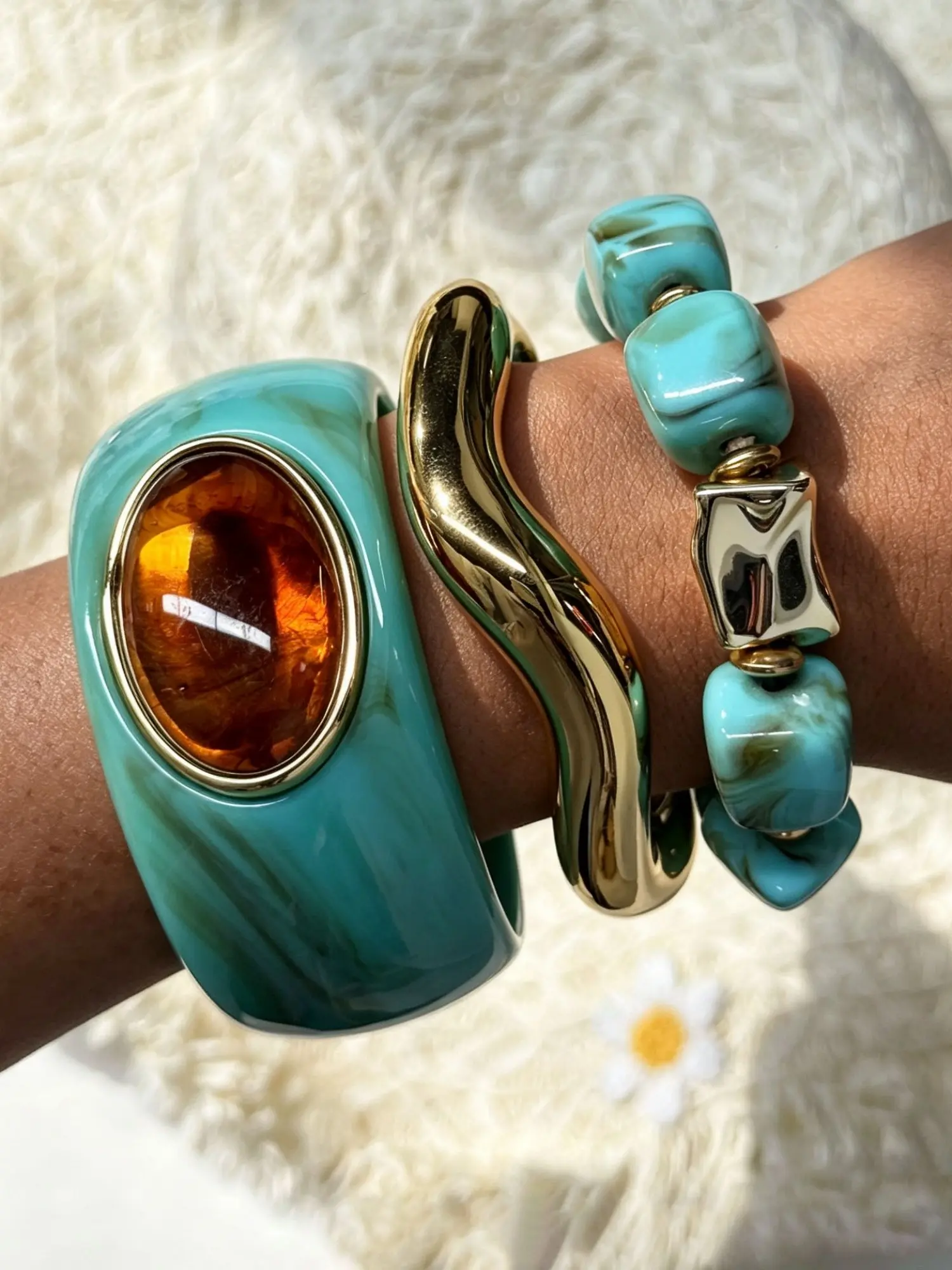 3-Piece Women's Fashion Bracelets Set, Boho Vintage Resin Beads, Elastic Open-End Wristbands, Perfect for Daily Wear & Gifts