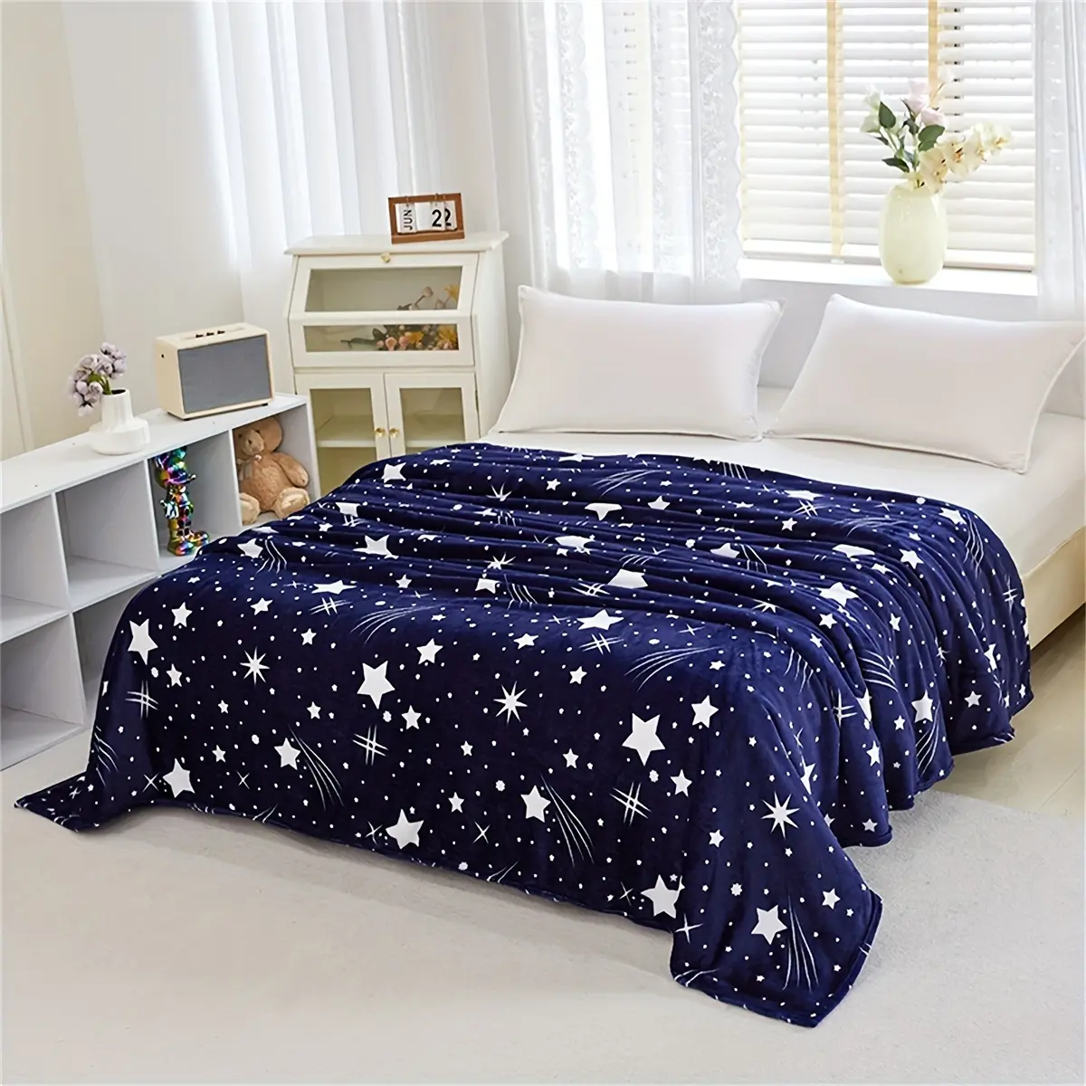 Shooting Stars Navy Flannel Blanket - Space Star Pattern, Breathable Wrinkle-Resistant Minimalist Soft Throw, Cozy Warm Couch/Sofa/Bed Decor, Christmas Gift for Teens & Adults, Summer AC Nap Essential