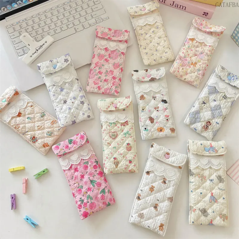 Cartoon Printed Quilted Eyeglass Pouch, Soft Ins Girly Portable Sunglasses Case, Anti-pressure Glasses Storage Bag for Daily Carry