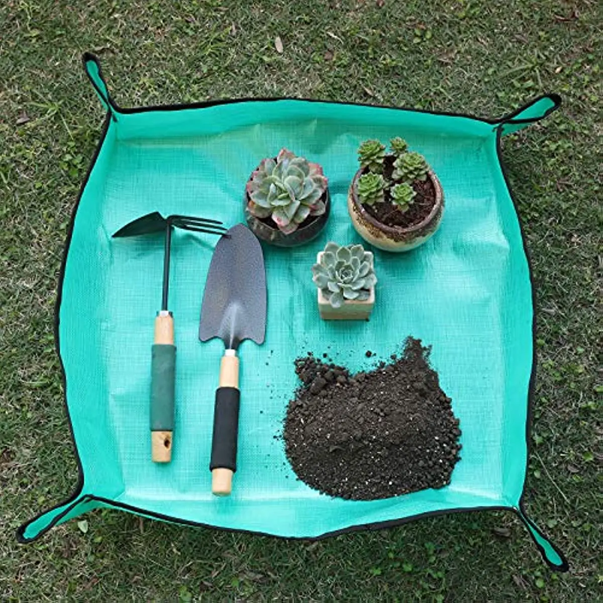 PE Plant Repotting Mat Waterproof Transplanting Mat Indoor Succulent Potting Mat Portable Gardening Mat (26.8" x 26.8")
