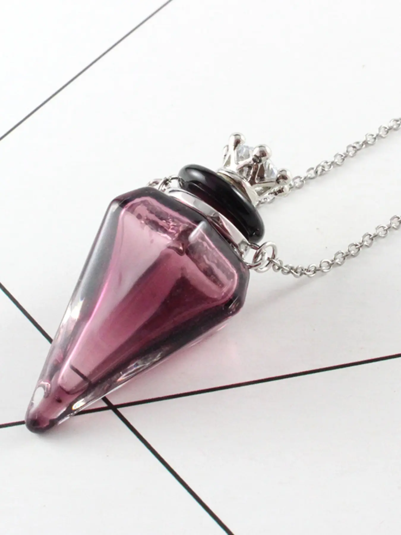 Glass Gem Scented Oil Bottle Pendant Necklace, Stainless Steel Jewelry for Women, Daily Wear and Festival Accessory, Everyday Wear Jewelry