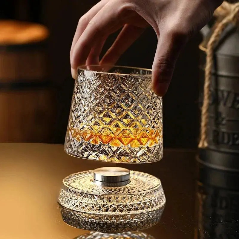 Atmosphere Creative 360° Spinning Whiskey Glass Integrated Glass Base Crystal Clear Tumbler Smooth Rotation Bar Home Party Cocktail Tasting Decor Cup Perfect Gift for Whiskey Lovers