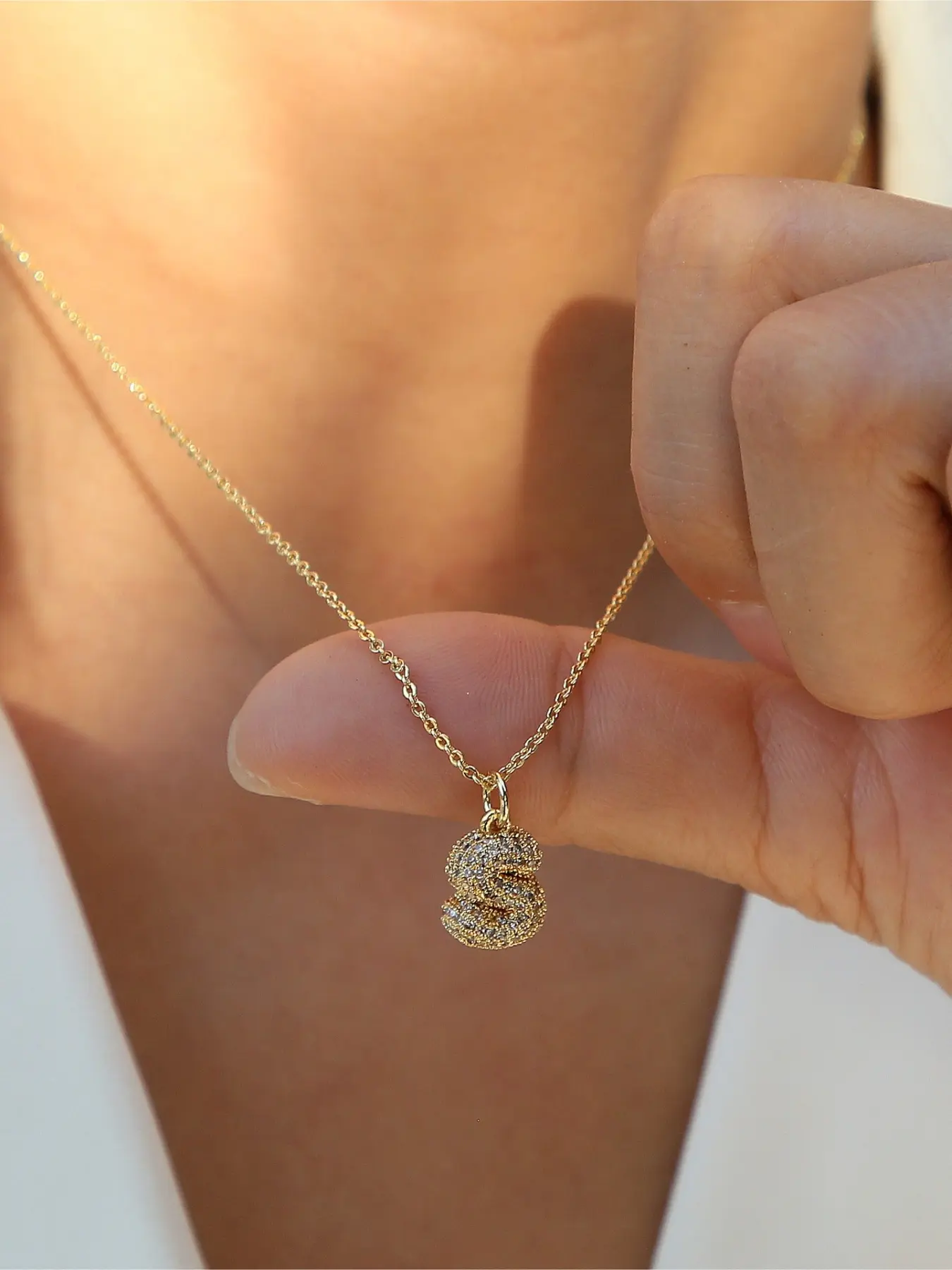 Initial Bubble Letter Pendant Necklaces for Women Summervibes Personalized Gold A-Z Alphabet Fashion Jewelry for Parties & Birthdays