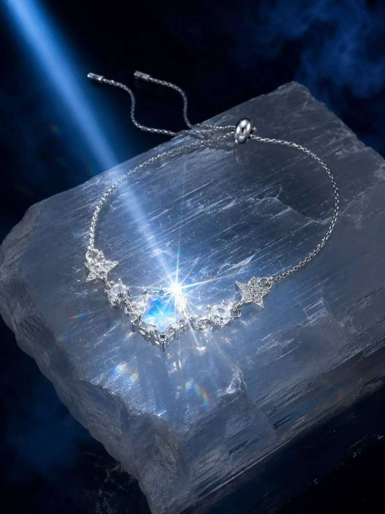 Iridescent Star Bolo Bracelet for Women, Dainty Adjustable Silver Link Chain with Sparkling Blue Moonstone Star Pendant, Aesthetic Celestial Jewelry, Meaningful Wish Birthday Anniversary Gift for Her, Delicate Everyday Statement Accessory