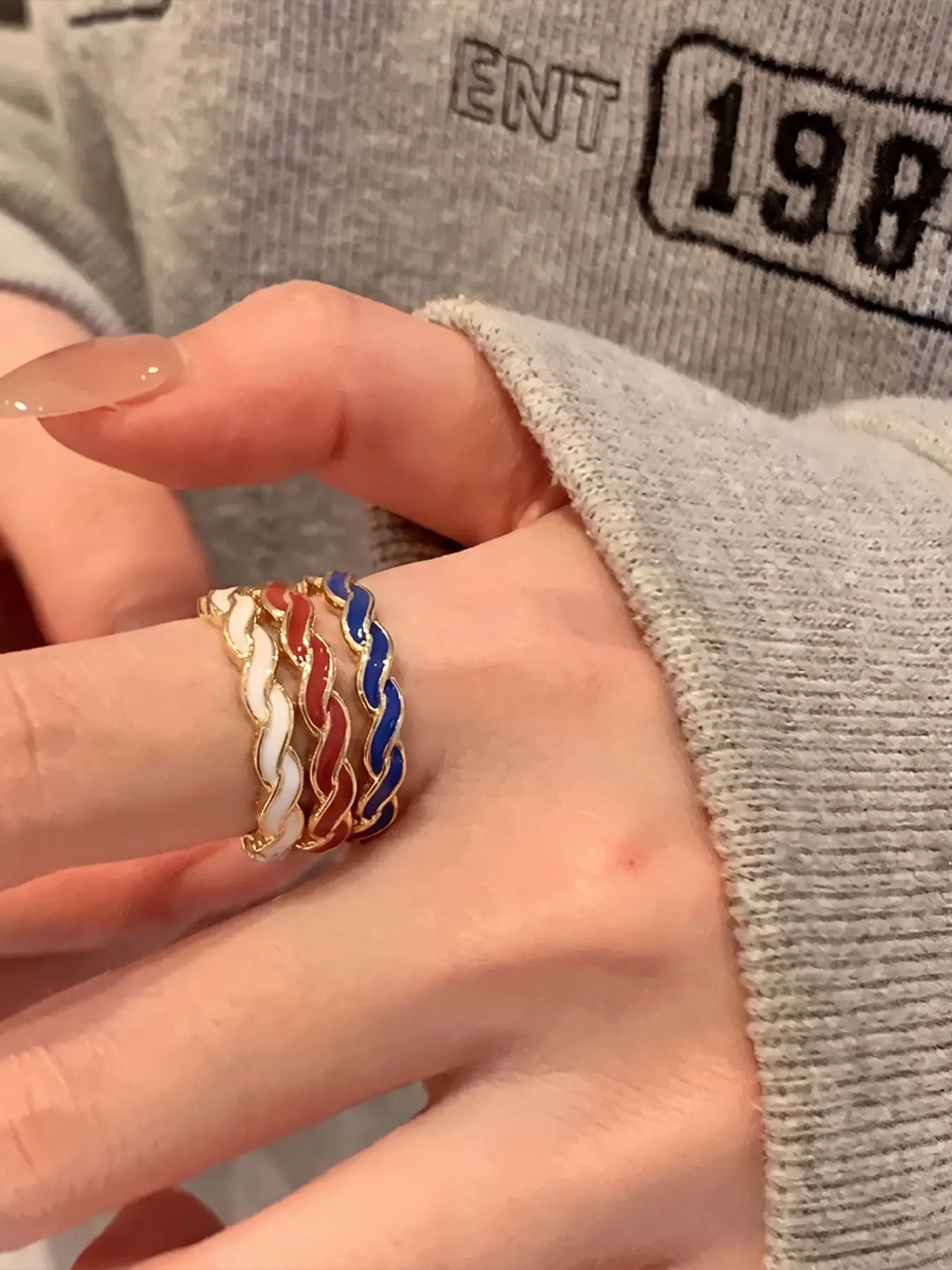 Vtwisted Enamel Stackable Thin Rings, Retro Colorful Twist Band, Minimal Stacking Finger Jewelry, Women's Daily Wear Gift, Bohemian Fashion Ring