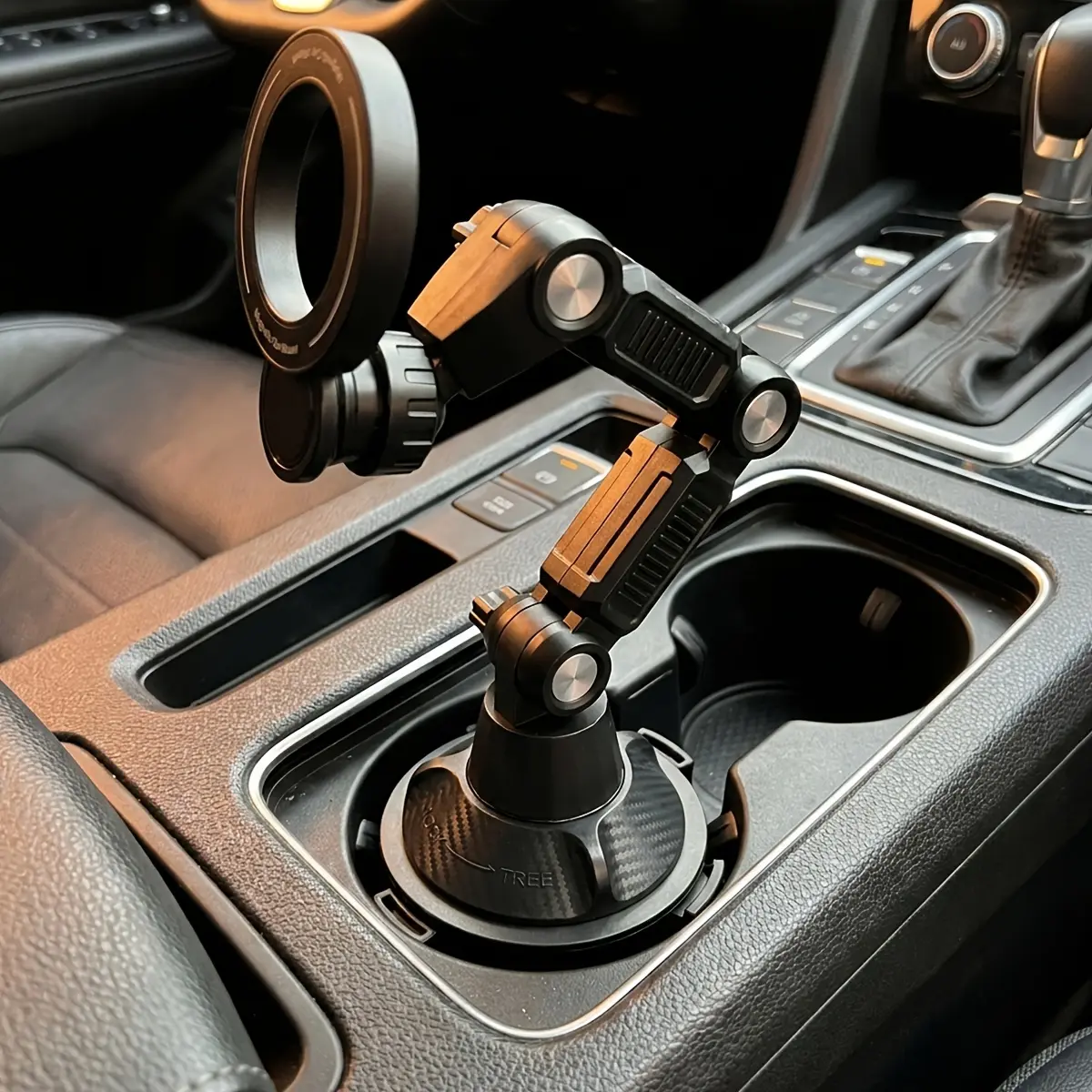 Car Cup Holder Magnetic Phone Holder Adjustable Phone Holder for Cars, with Expansion Base Articulated Arm and 360 ° Rotation Suitable for Stable Phone Holder on The Center Console No Need for Handheld Navigation