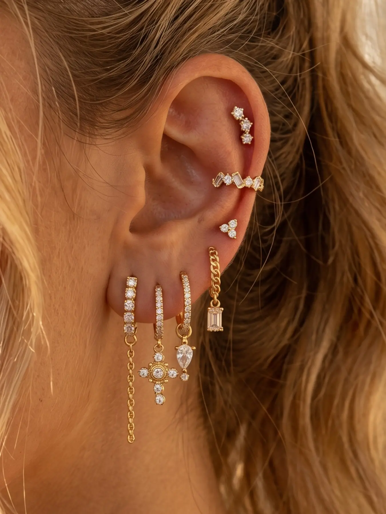 7Pcs Vintage Gold Plated Earrings Set Women Dainty CZ Earrings Cubic Zirconia Stud Ear Cuff Huggie Hoop Drop Earrings Stack Fashion Jewelry