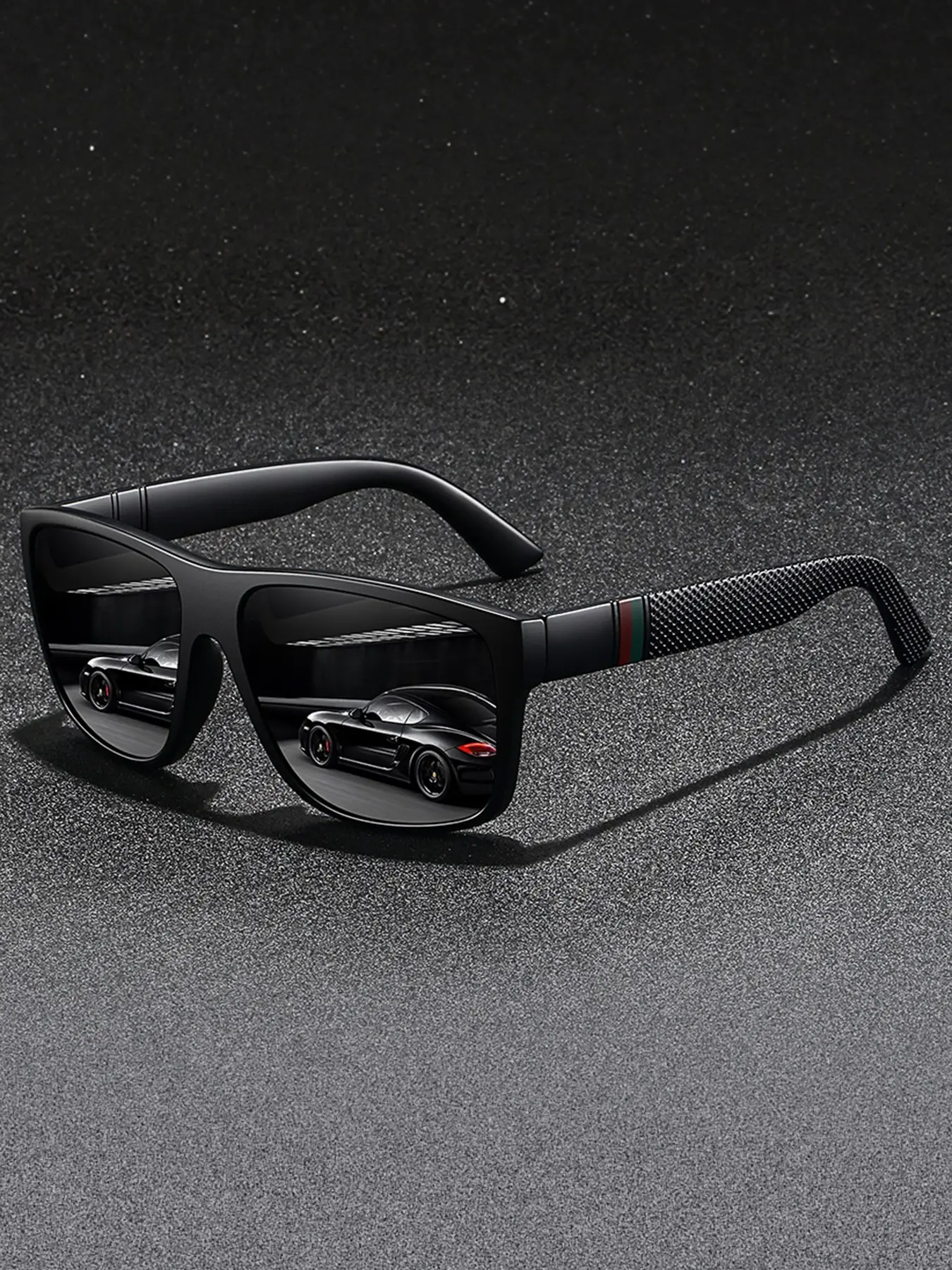The Latest Fashionable Retro Fine Grid Square Glasses, Available In Multiple Colors, Classic Colored Stripes With Rubber Nose Pads, Comfortable To Wear,Suitable For Daily Casual Wear As A Fashionable Accessory For Men And Women