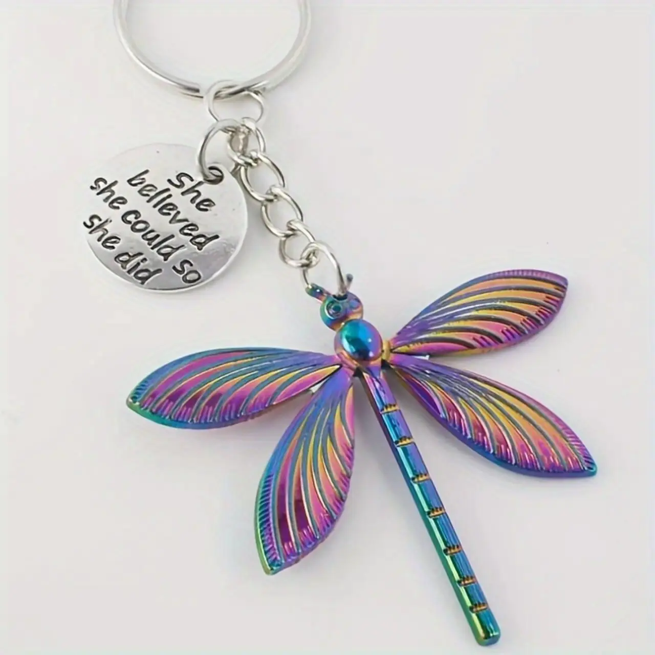 Dragonfly Keychain Compact Keyring Chain-Attached Unisex Cycling Accessory, Inspirational Animal Pendant Charm for Bag Keys, Portable Fashion Jewelry Gift