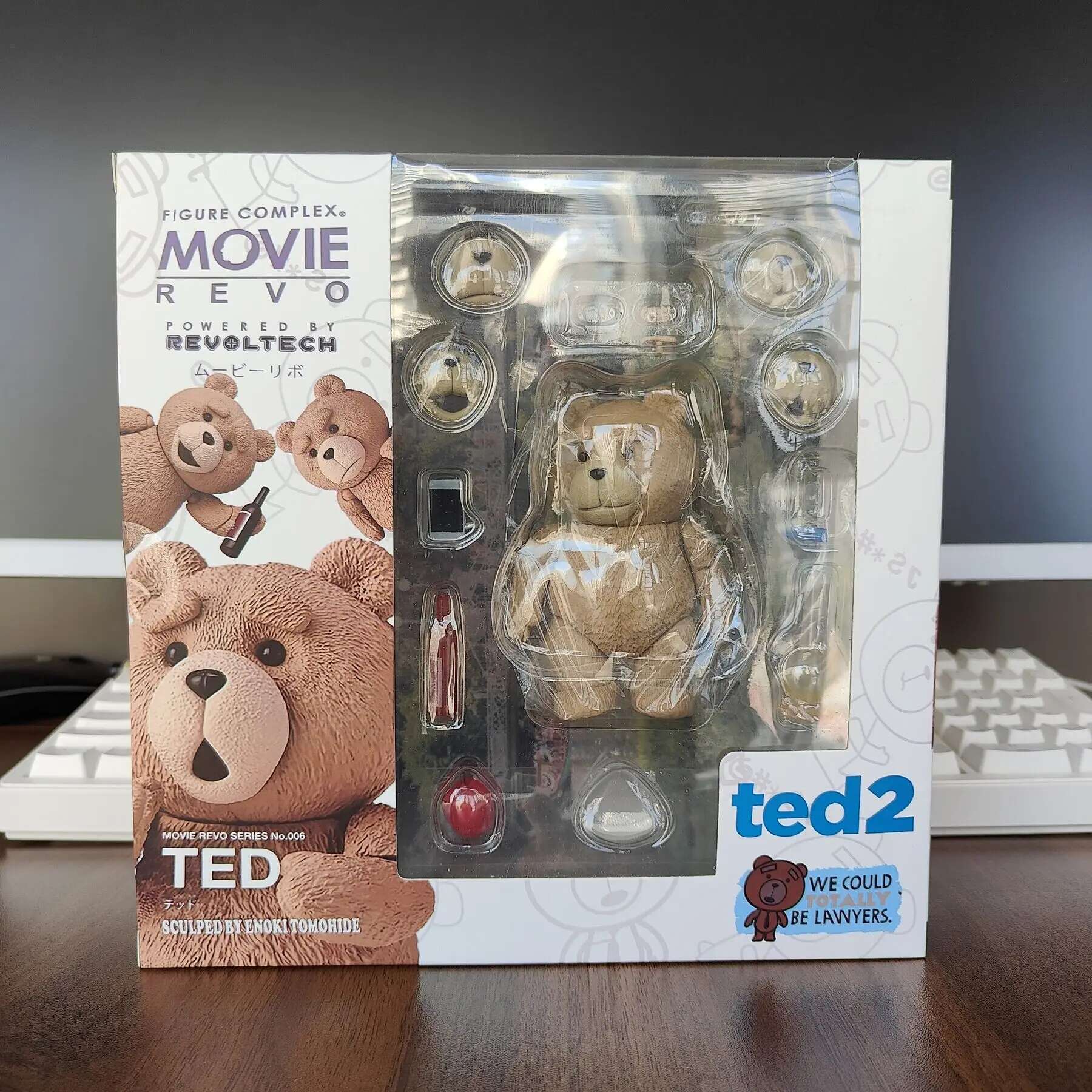 Boxed Bear Figure Movie TED 2 Ted Action Figure Model Toys 10cm Joint Movable Doll Creative Birthday Gift.