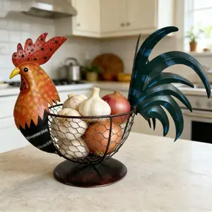 Farmhouse Rustic Multicolor Chicken Wire Metal Egg Basket, Vintage Rooster Ornament, Cute Decorative Fruit Basket for Kitchen Counter Storage Basket for Kitchen & Home