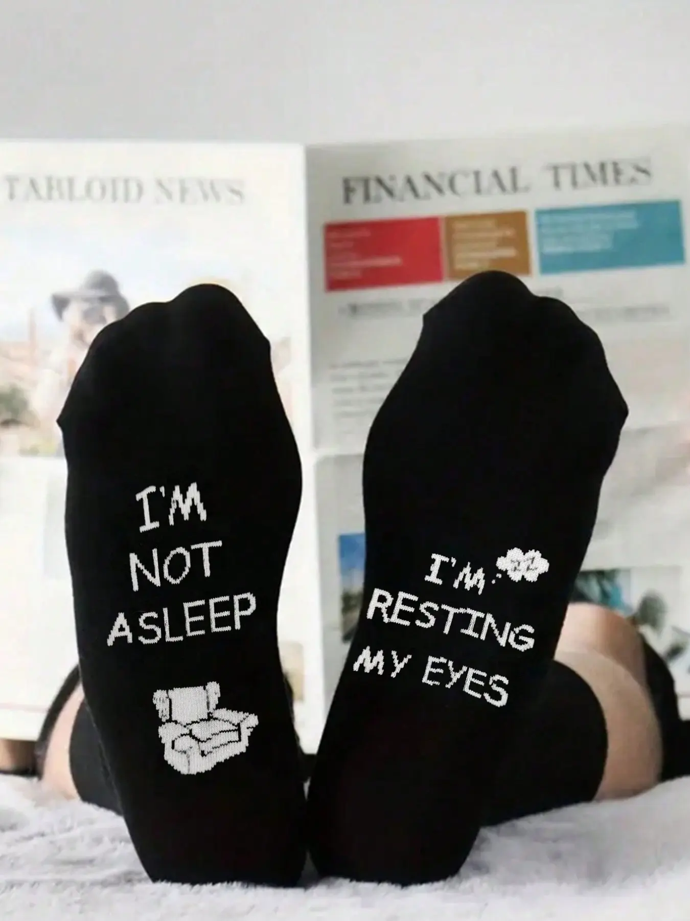 10 Pairs Unisex Funny Text Crew Socks, I'm Not Asleep Humorous English Quotes, Breathable Casual Ankle Socks for All Seasons