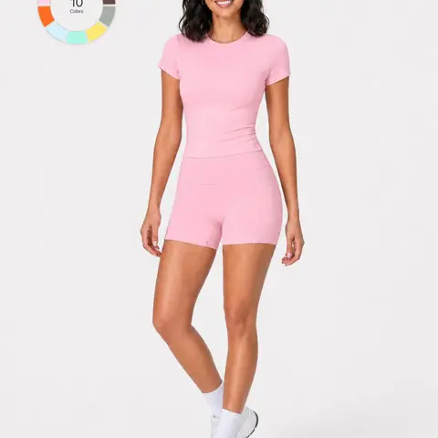 Women's Two-Piece Sports Set, Soft Short Sleeve Crop Top & High Waist Pocket Shorts, Casual Yoga Fitness Wear for Running, Gym and Training, High Elastic Activewear, Breathable Sportswear, Workout Sets