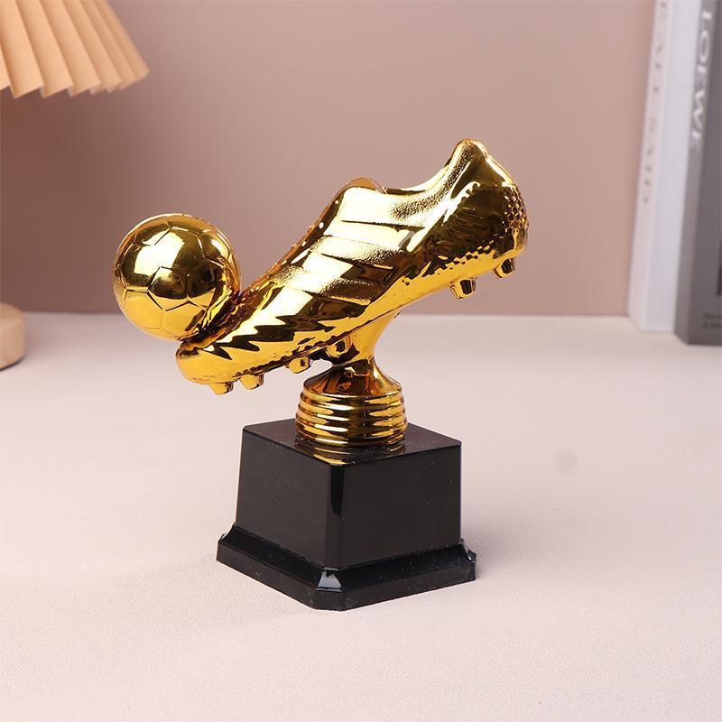Miniature Figures European Golden Shoe Football Soccer Award Trophy Best Shooter Shoe Boot Fans Souvenir Cup Gift Crafts