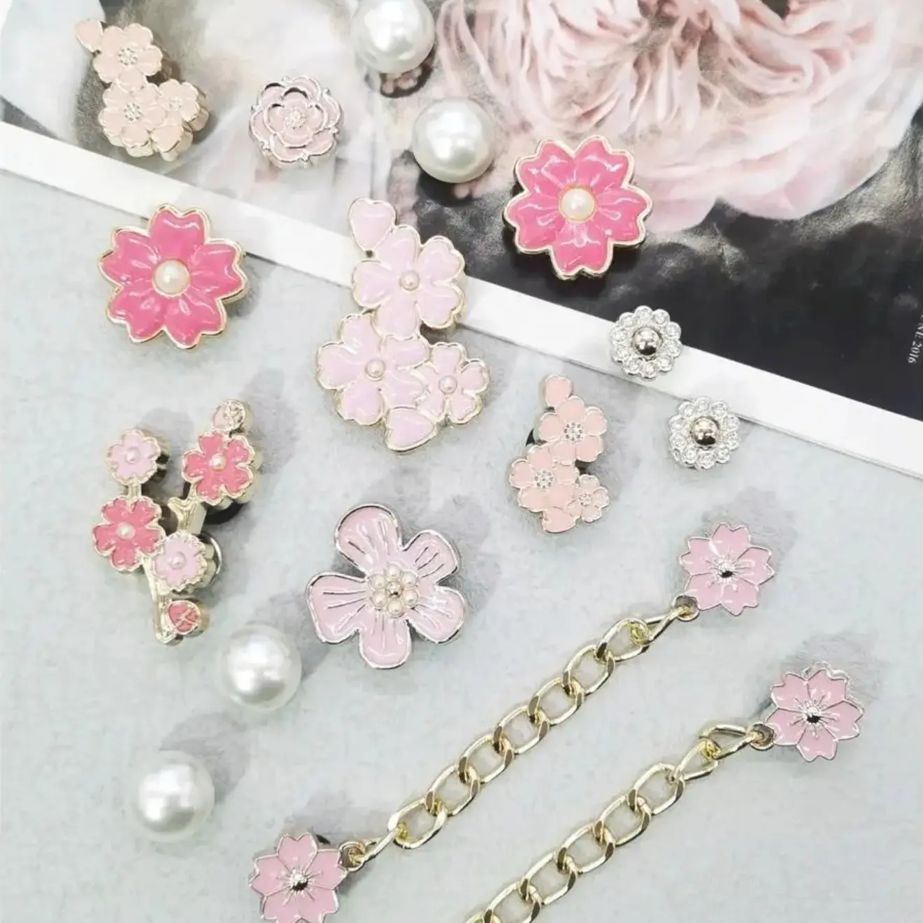 16-Piece Shoe Charm Set, Stylish Cherry Blossom Footwear Decor with Pink Floral Chains and Detachable Faux Pearls, Clog Accessories for Women Girls, Shoe Charms For Sneakers, Flower Shoes Decoration