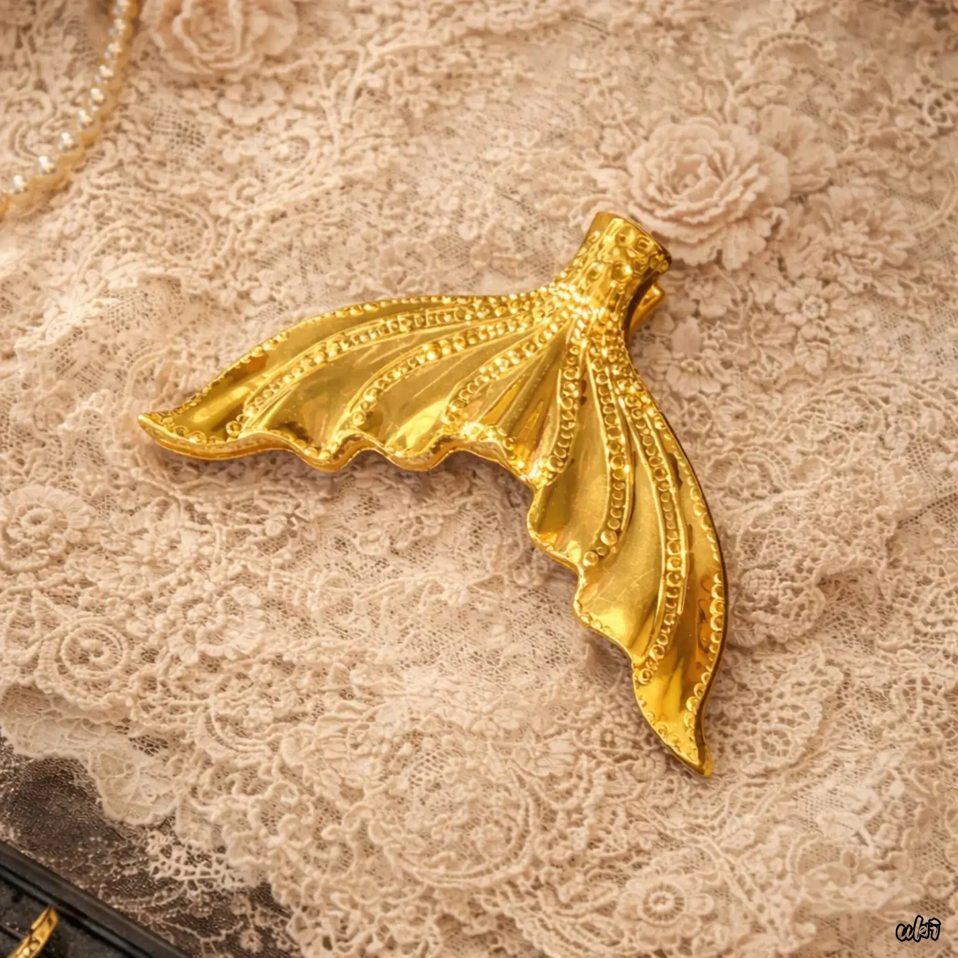 Victorian Metal Journal Clip, Mermaid Animal Page Holder for Paper Books and Leather Journal Cover, Daily Office Stationery Bookmark, Elastic Clip Opening, Journal Paper Clip