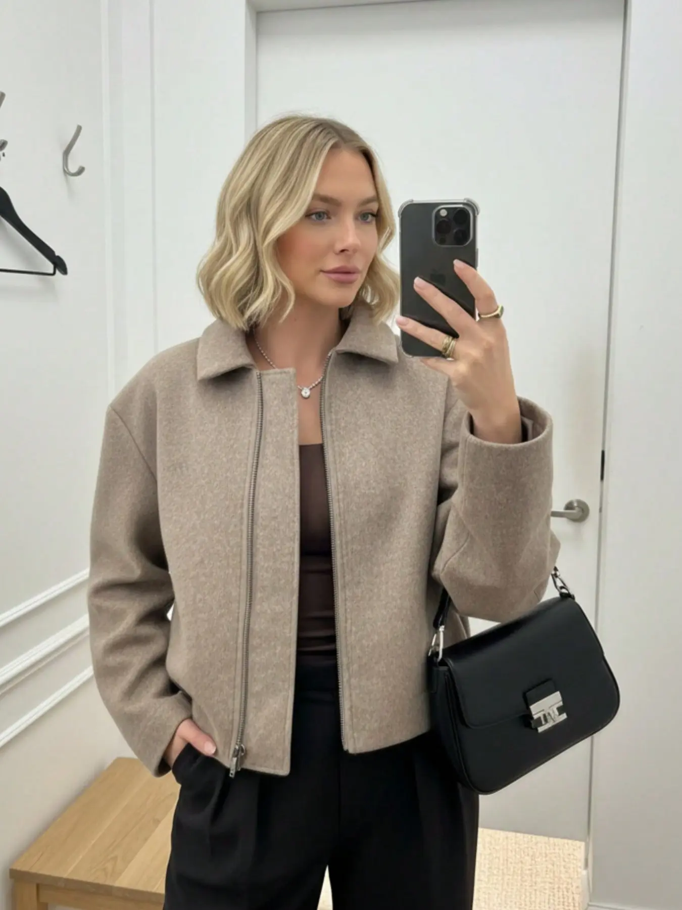 Women's Elegant Short Jacket, Roll Collar Zipper Loose Long Sleeve, Spring & Fall Business Outerwear, Medium Length, Plain Surface