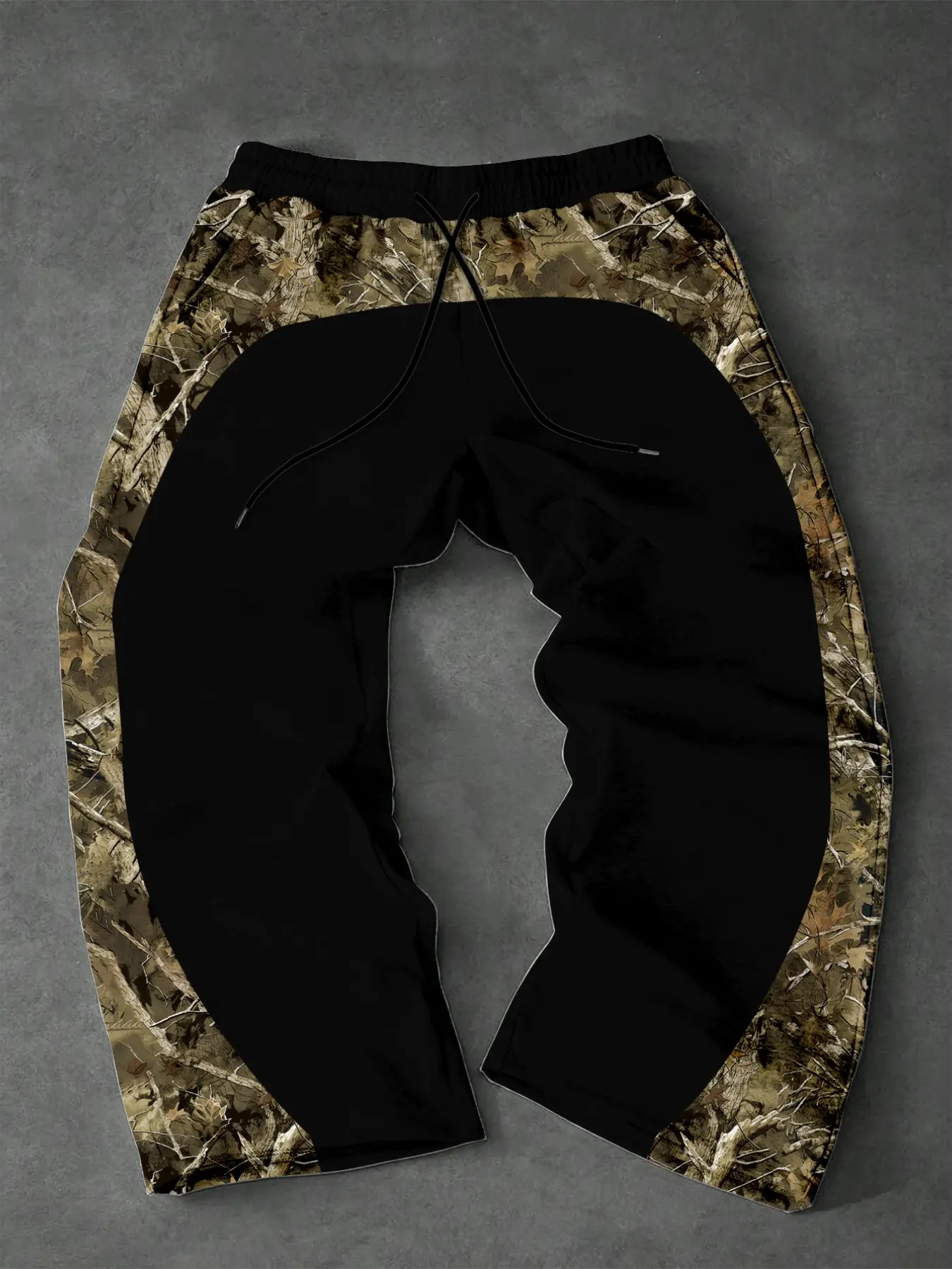 Men Wilderness Realtree Leaf Camo Curved Side Panel Splicing Printed Wide Leg Loose Sweatpants Adjustable Drawstring Elastic High Waist Streetwear Bottoms Y2K Outdoor Hunting Hip Hop Utility Style Trousers For Forest Hiking Daily City Commute Skateboardin