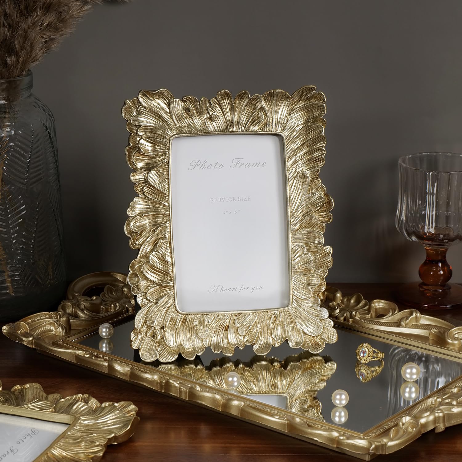 Vintage 4x6 Picture Frame Antique Photo Frame Table Top Display and Wall Hanging, Retro Home Decor, Ornate Photo Gallery Art, Pale Gold