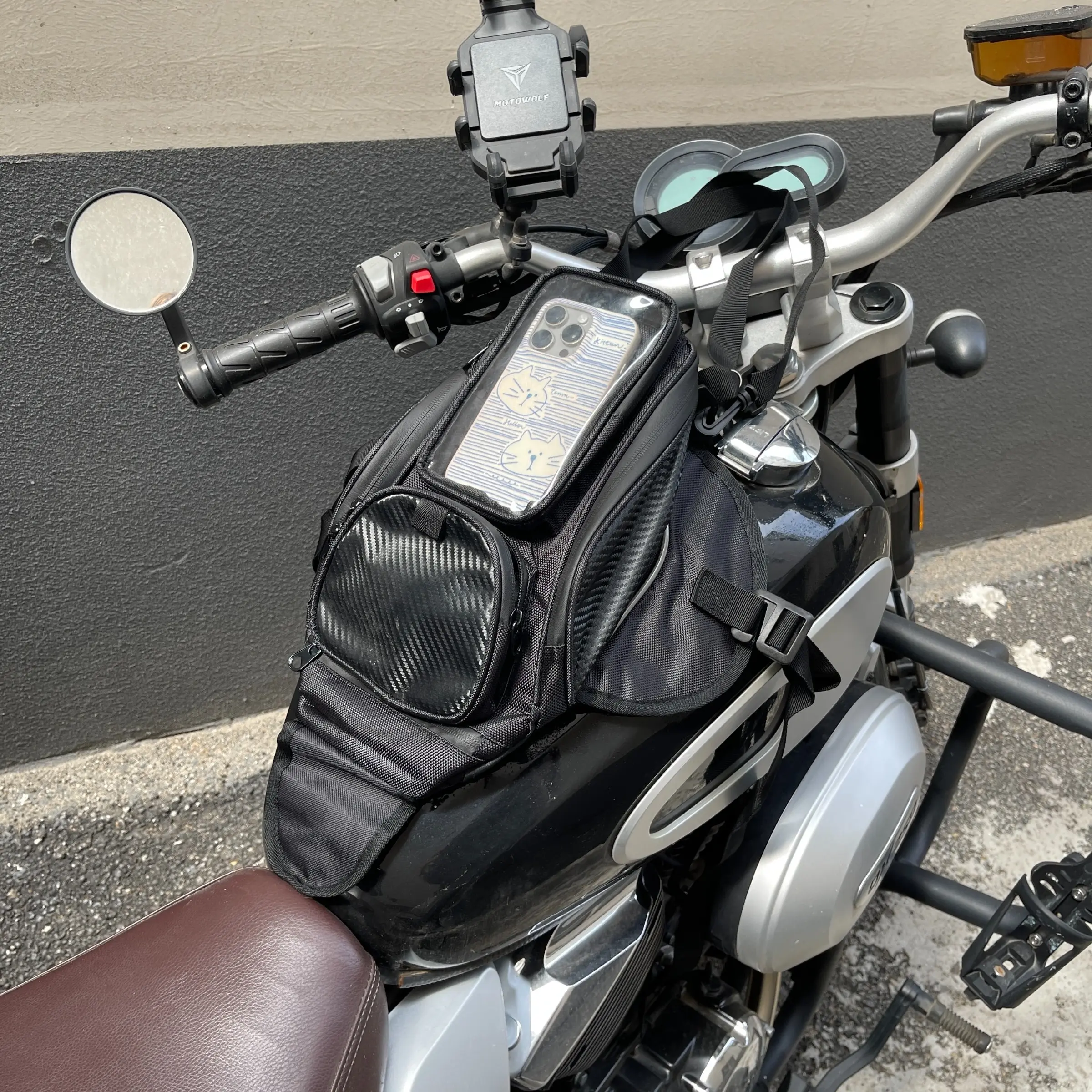 Motorcycle Magnetic Fuel Tank Bag, Waterproof Touch Screen Storage, Multi-Functional Durable Motorcycle Gear, Bike Riding Navigation Pack