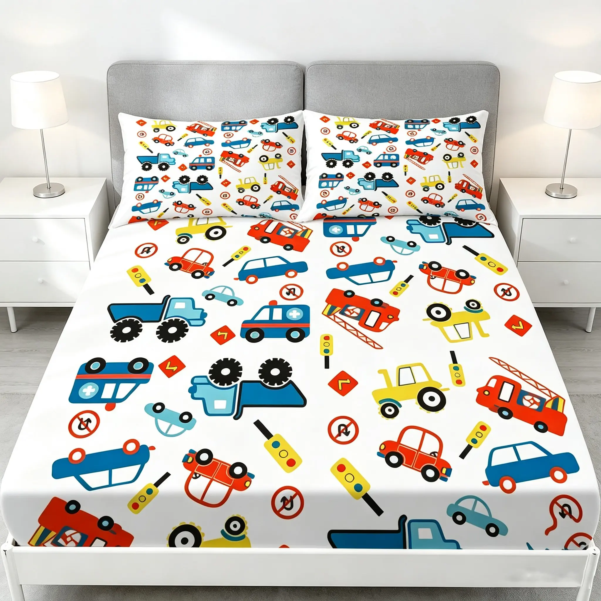 Cartoon engineering car print fitted sheet set, anti-slip all-inclusive bed cover and pillowcase set for children's room (1 fitted sheet + 2 pillowcases, no core) suitable for bedroom, guest room, and dormitory