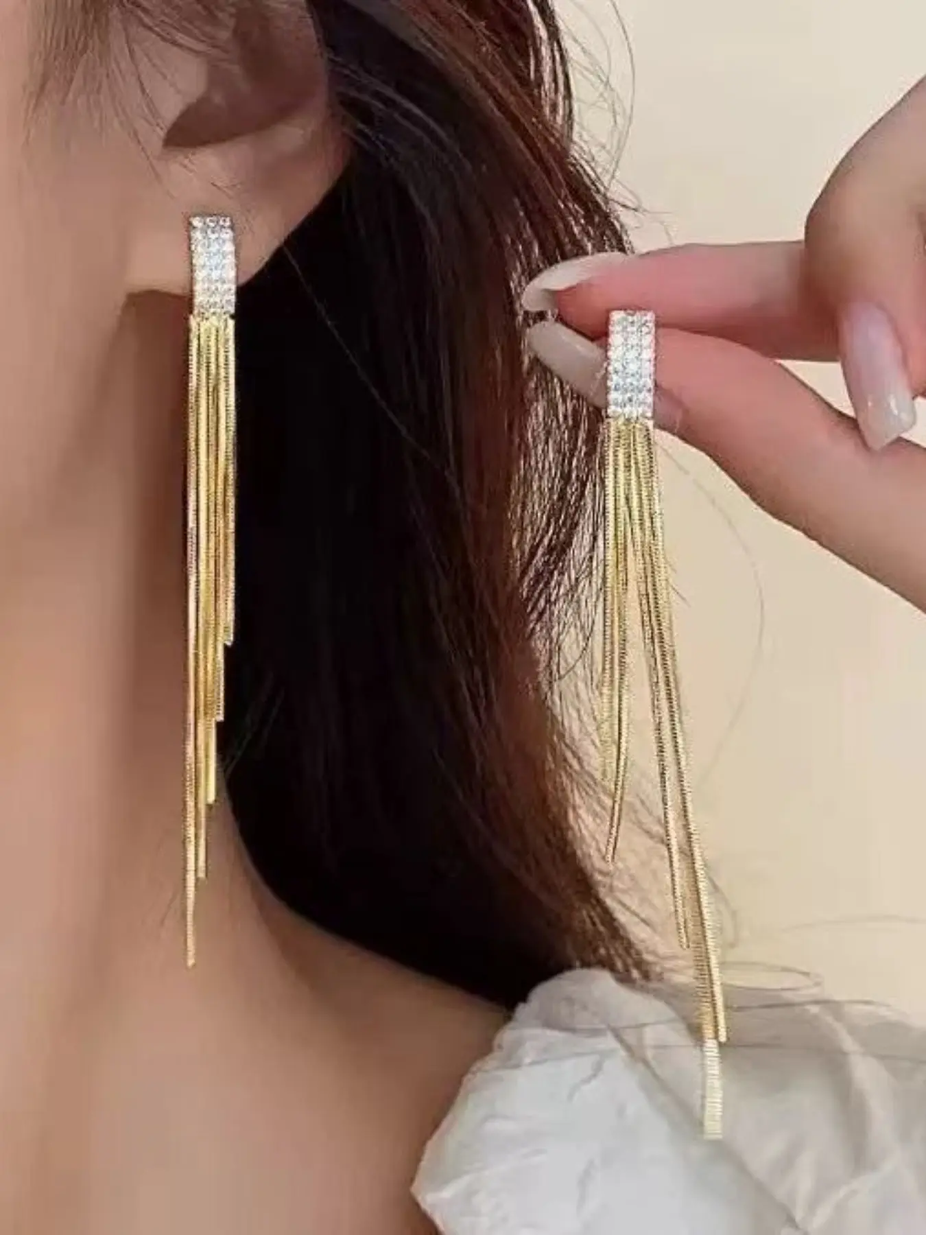 Elegant Long Tassel Earrings for Women, Unique Fashionable Ear Cuffs, Vintage Style Drop Earrings, Versatile Jewelry Accessory