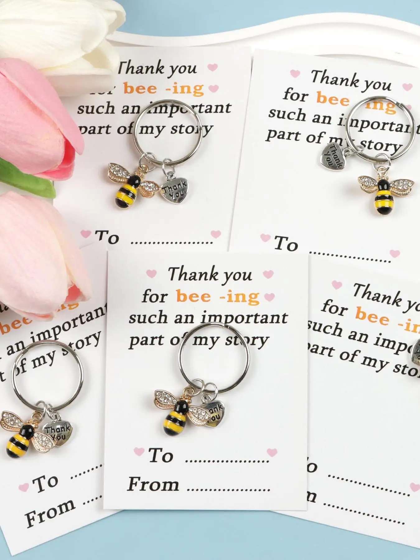 5pcs Cute Bee&Heart Keychain Set, Animal Keychain, Thank You Cards & Pocket Keychains, Key Rings, Teacher Appreciation Gifts, Friendship Love Theme Cards with Keychains, Suitable for Birthdays, Graduation, Rewards