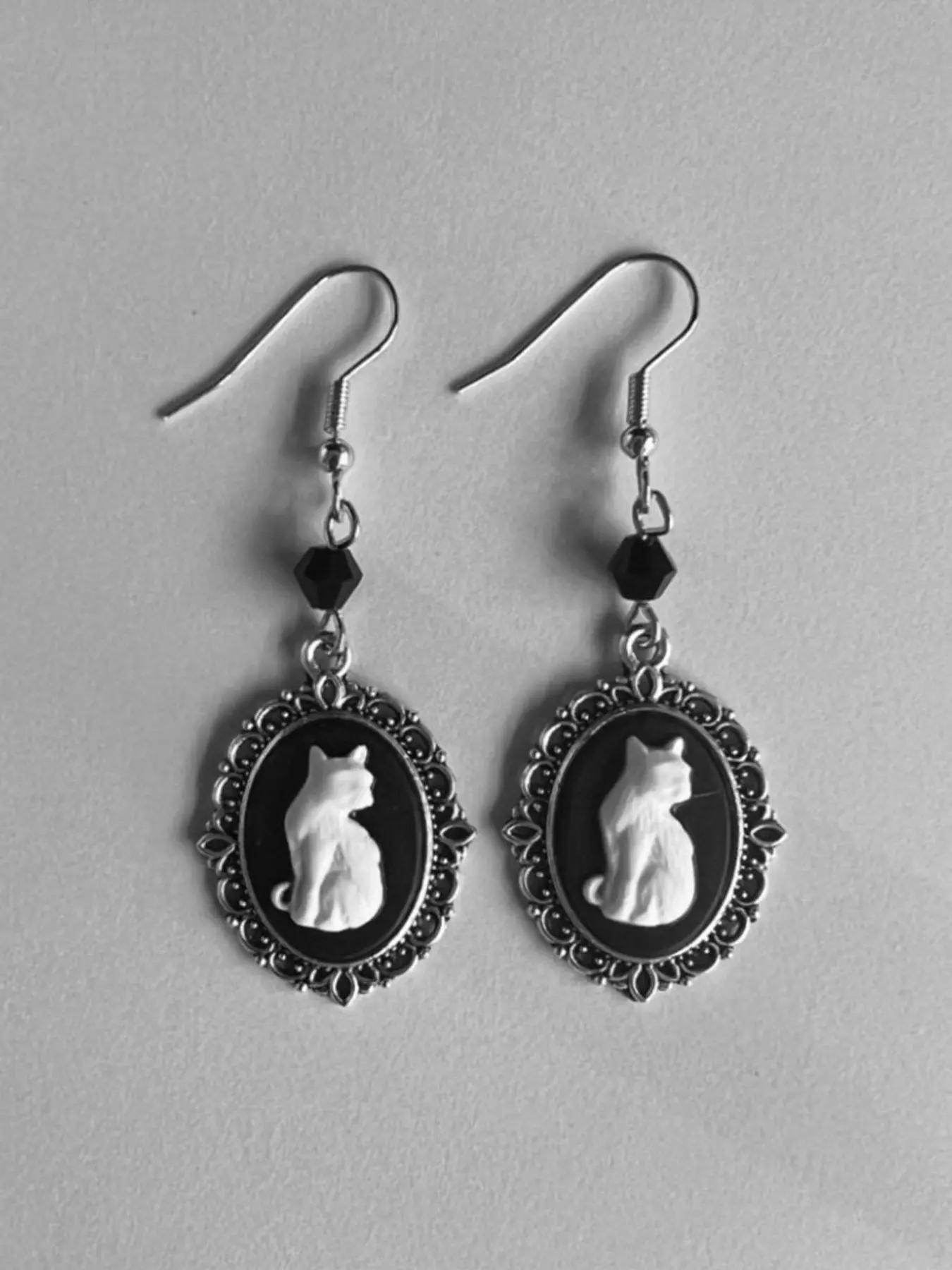 Gothic Cat Beaded Earrings, Vampire Theme Jewelry, Perfect for Parties and Events, Vintage Style, Simple Yet Fashionable