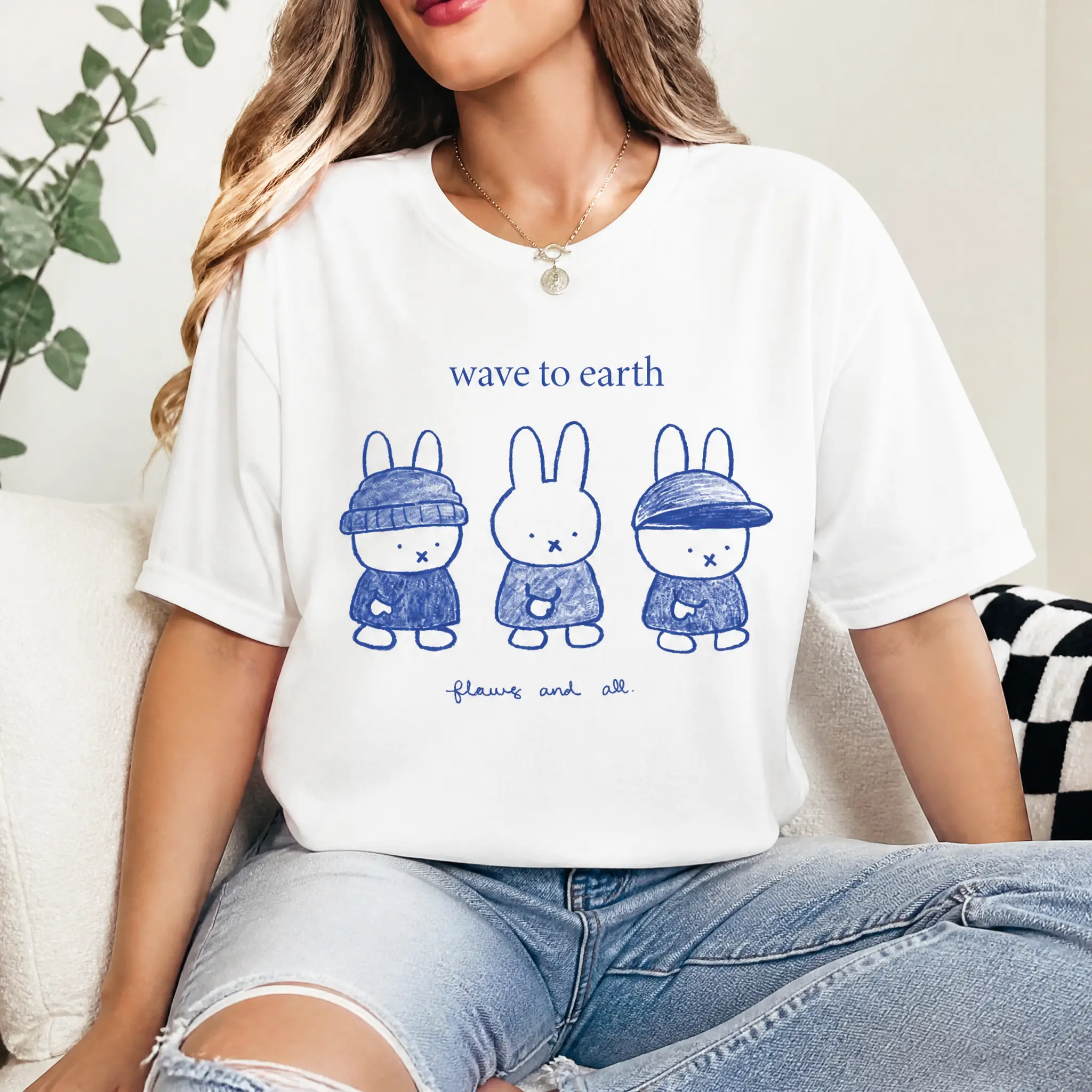 Oversized Graphic T-Shirt, Unisex Vintage Streetwear Tee in a Soft Lightweight Fabric, Relaxed Fit Casual Fashion Top, Essential, Shortsleeve, Tops, Comfortable, Everyday, Loose, Statement, Piece, Style, All Seasons, Breathable Cotton