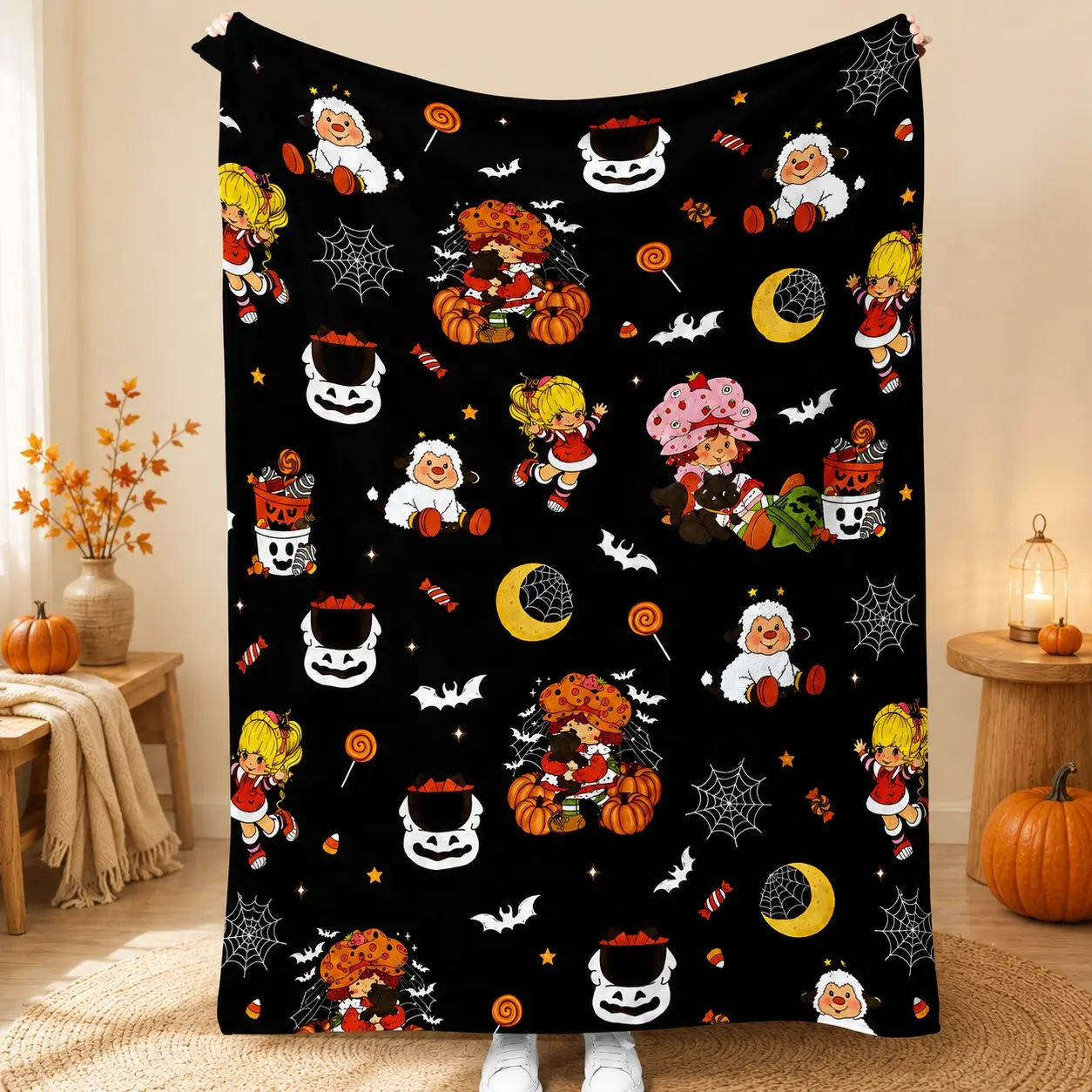 Halloween Flannel Throw Blanket, Strawberry Shortcake Pattern, Soft Cozy Warm Fleece, Ideal for Couch Sofa Bed, Home Decor & Gift