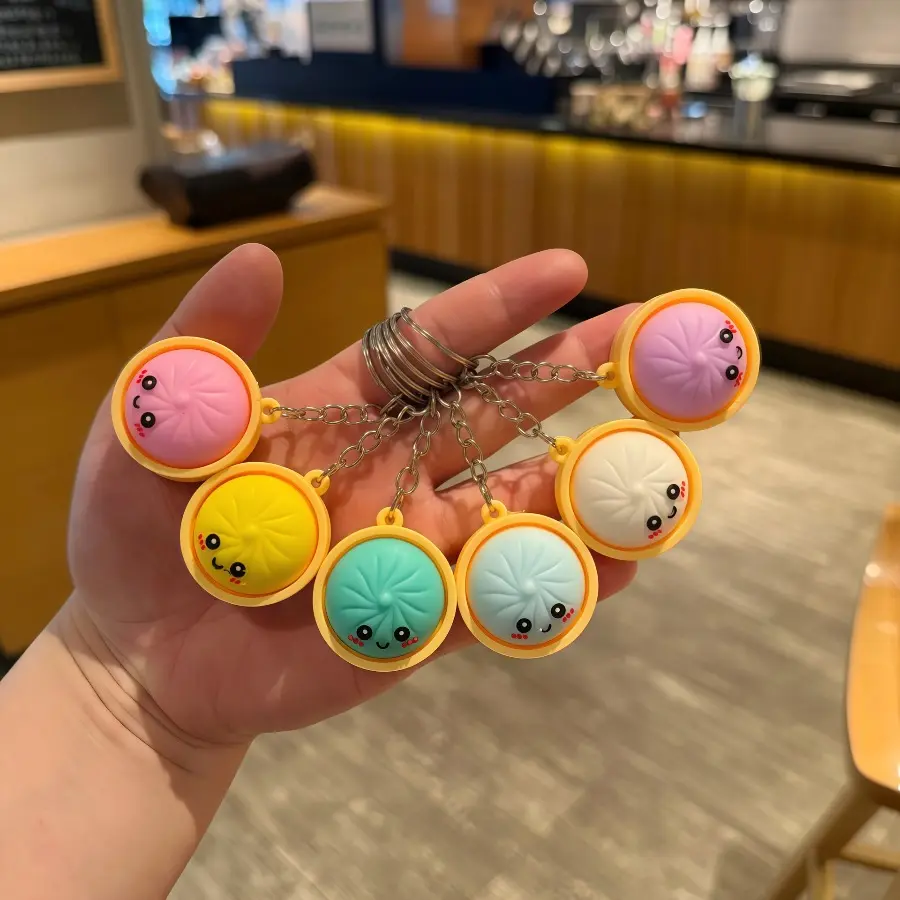 6Pcs Playful Round Buns Simulation Keychains - Cool Keychains with Split Ring, Car Interior Decoration Pendants, Cars Accessories, Purse Key Holder, Couple & Bag Gift Accessory