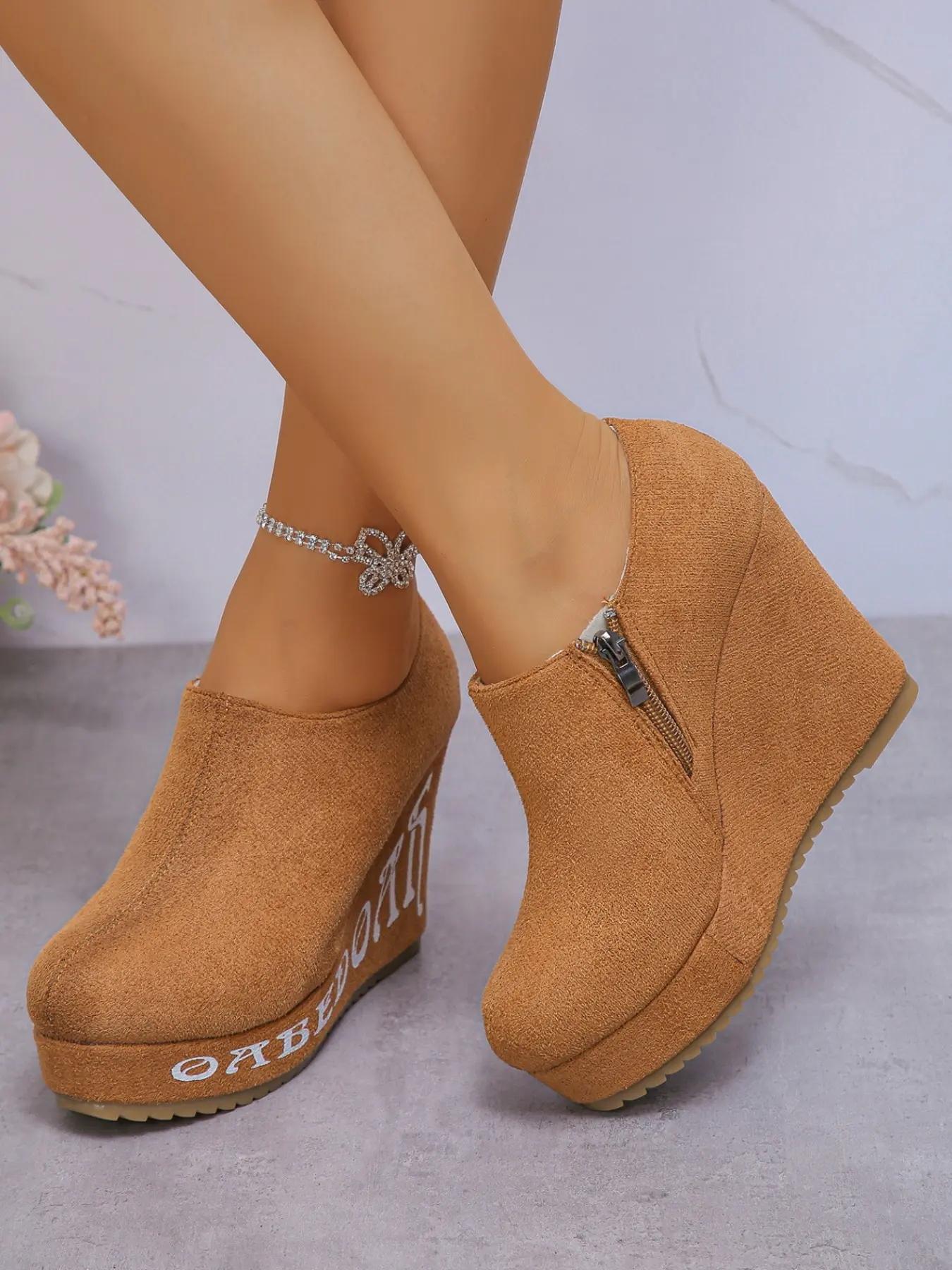 Women's Thick Sole Wedge Ankle Boots 2026 New Model, Sandpaper Waterproof Platform High Heel, Side Zipper Inner Height Increase Shoes, Suede Boot